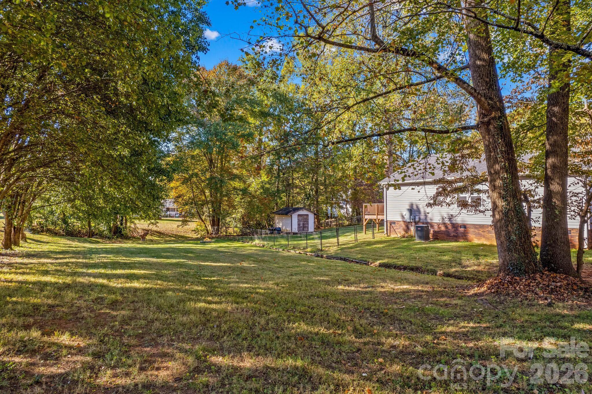 1160 Roberts Street — China Grove