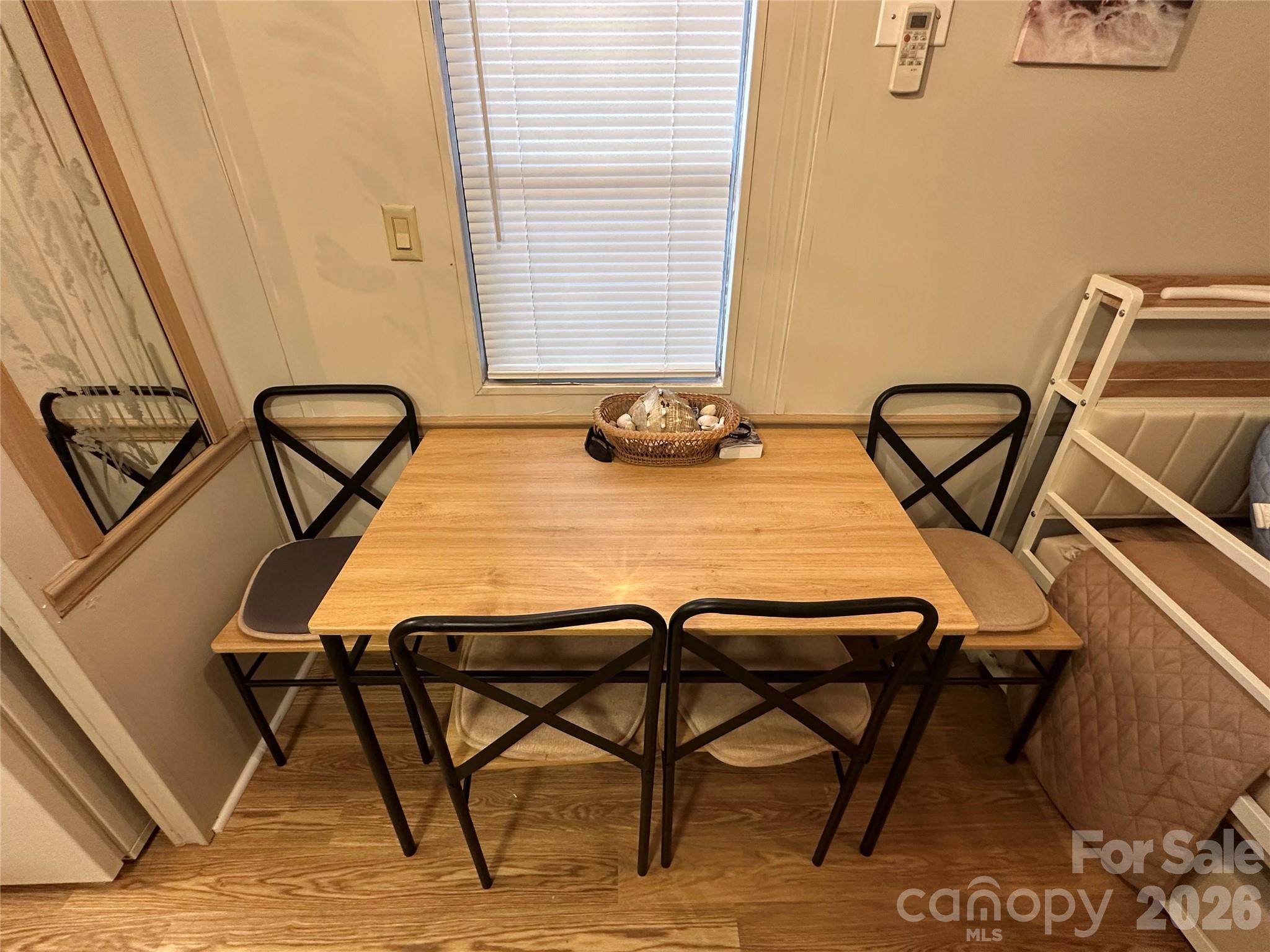 109 Hummingbird Circle — New London