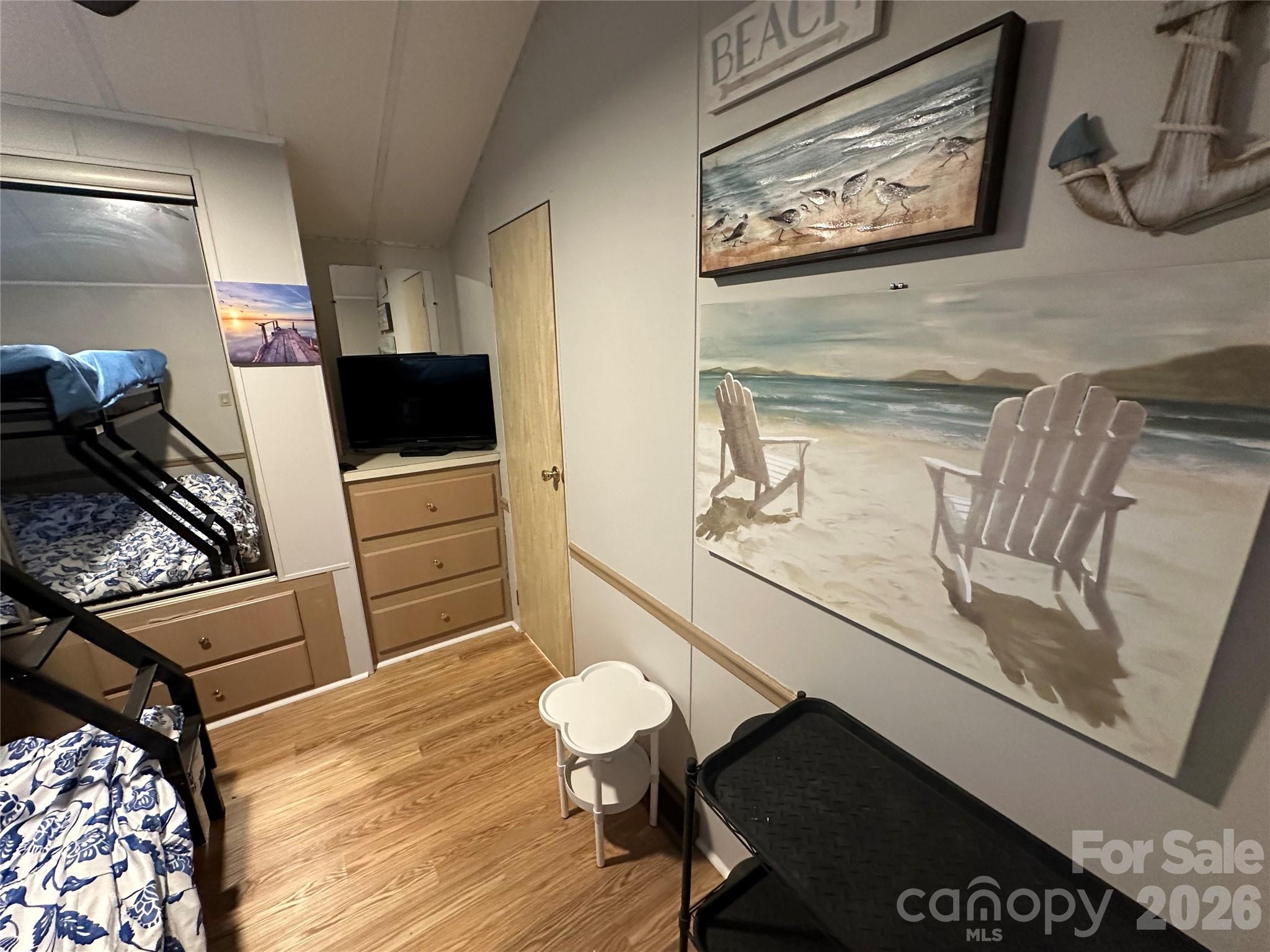 109 Hummingbird Circle — New London
