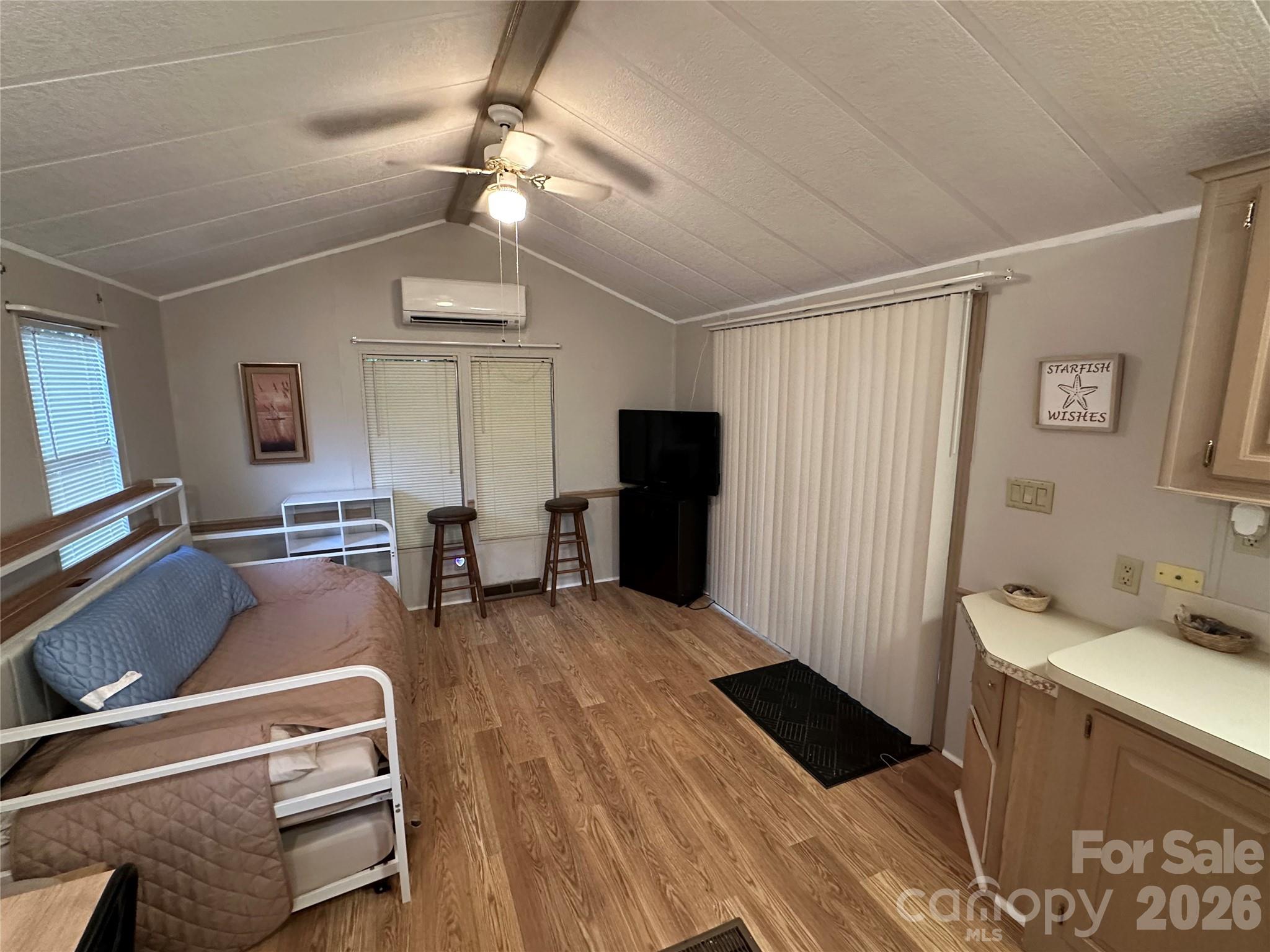 109 Hummingbird Circle — New London