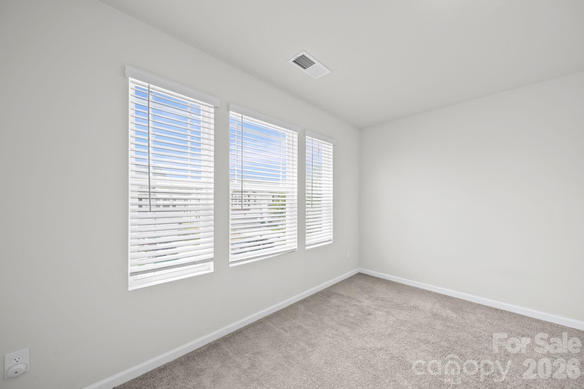 1211 Bigelow Street — Charlotte