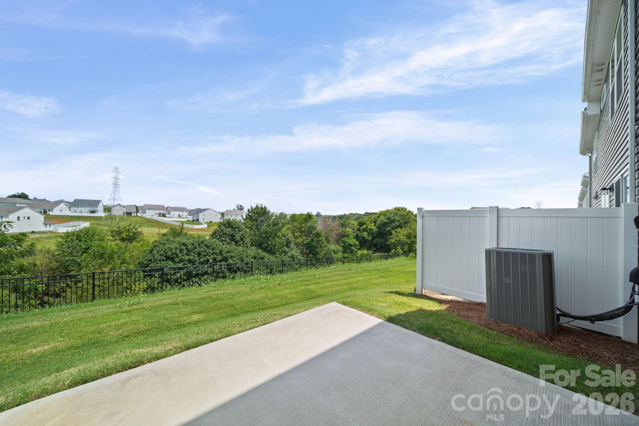 1211 Bigelow Street — Charlotte