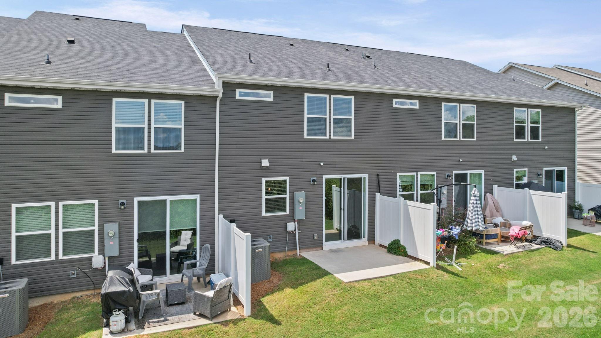 1211 Bigelow Street — Charlotte