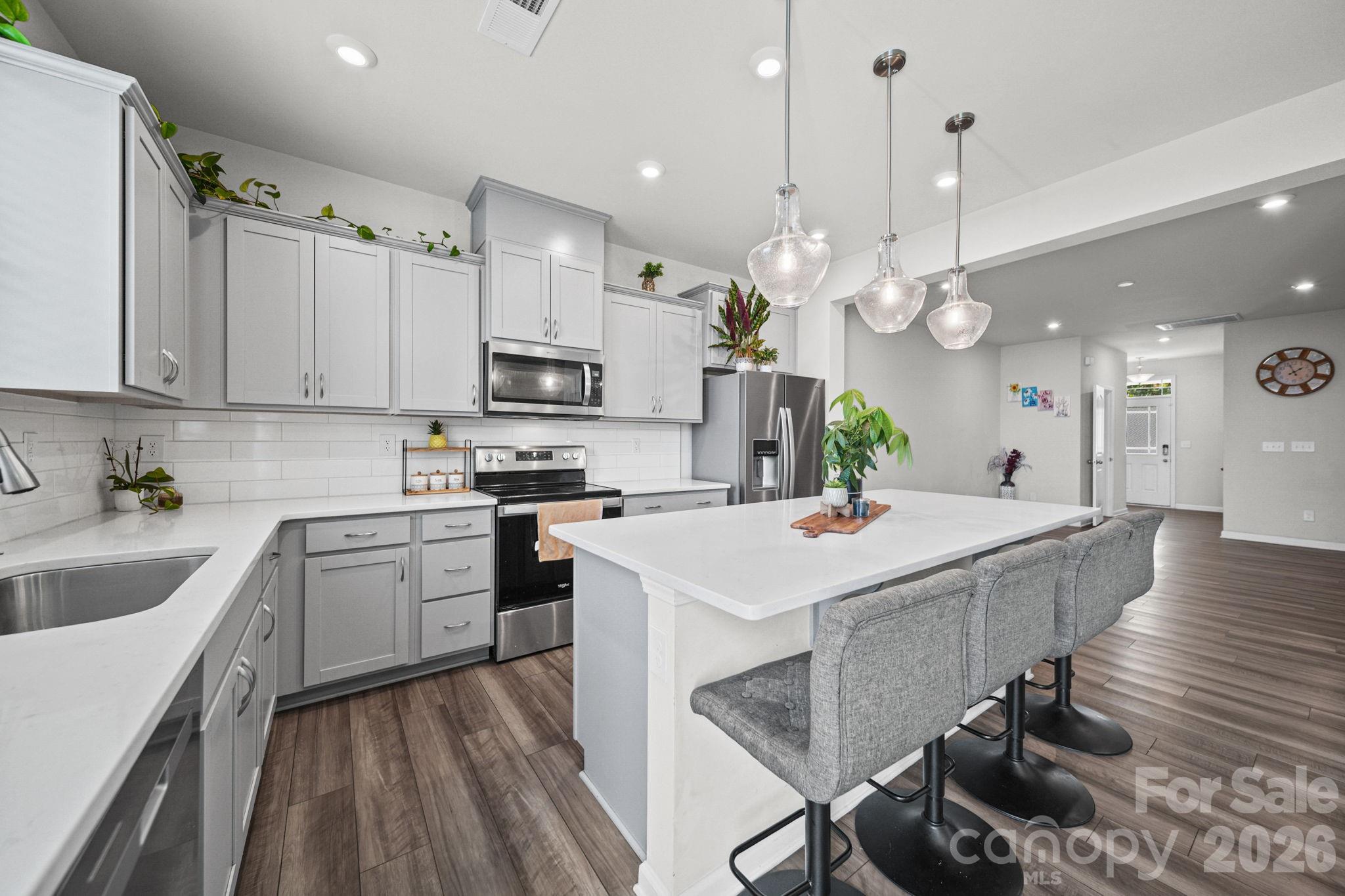 1211 Bigelow Street — Charlotte