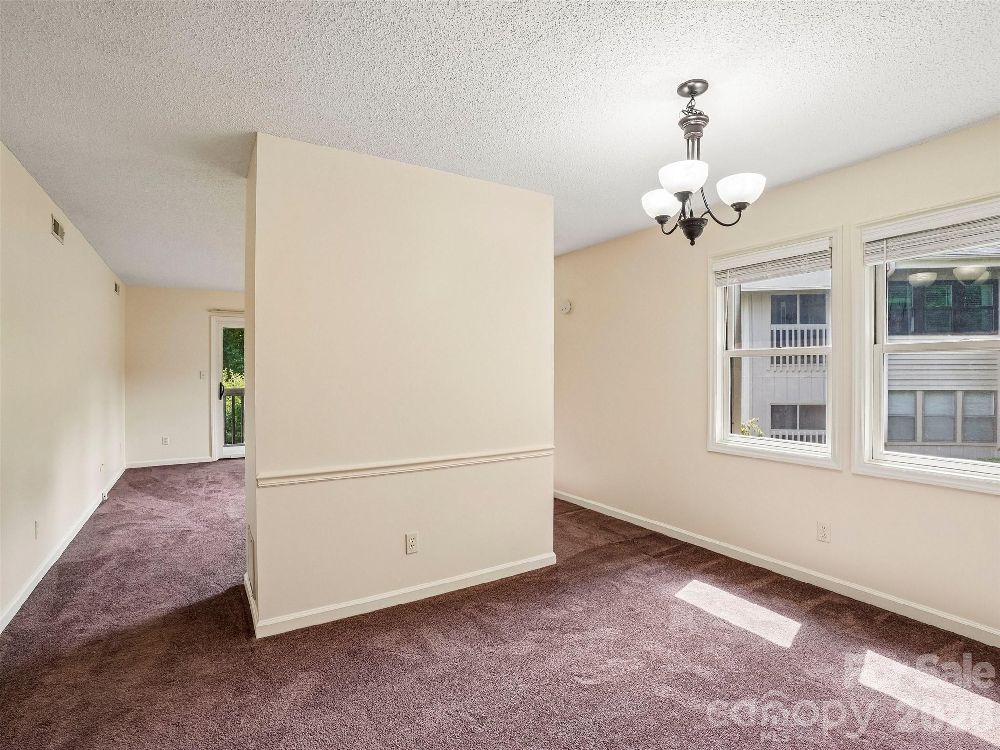 1106 Abbey Circle — Asheville