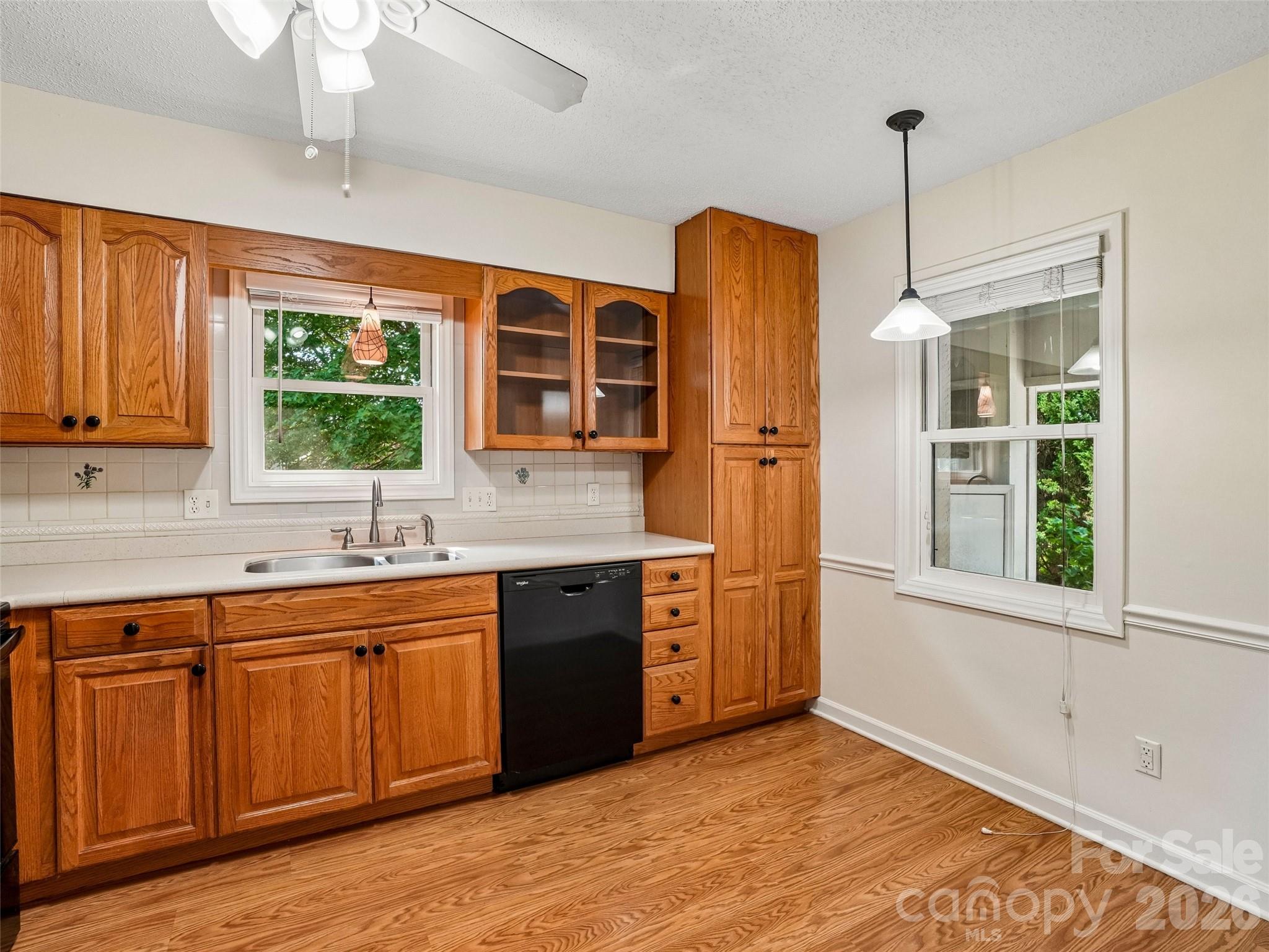 1106 Abbey Circle — Asheville