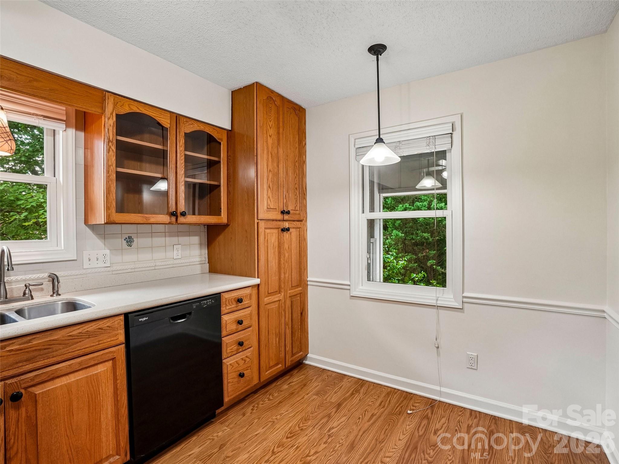 1106 Abbey Circle — Asheville