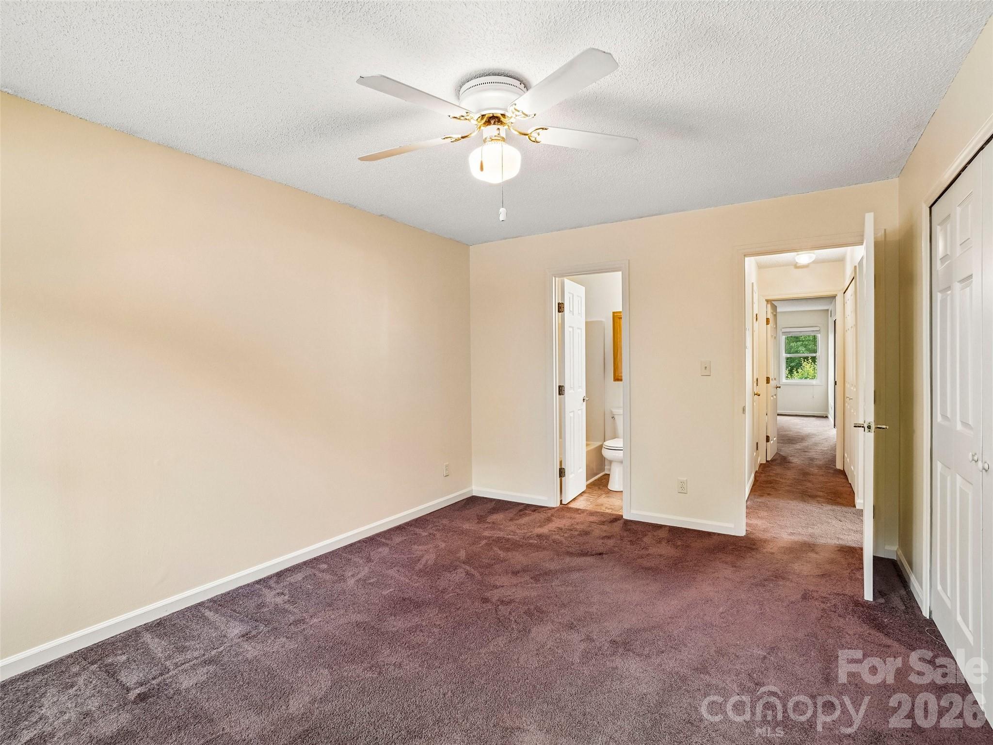 1106 Abbey Circle — Asheville