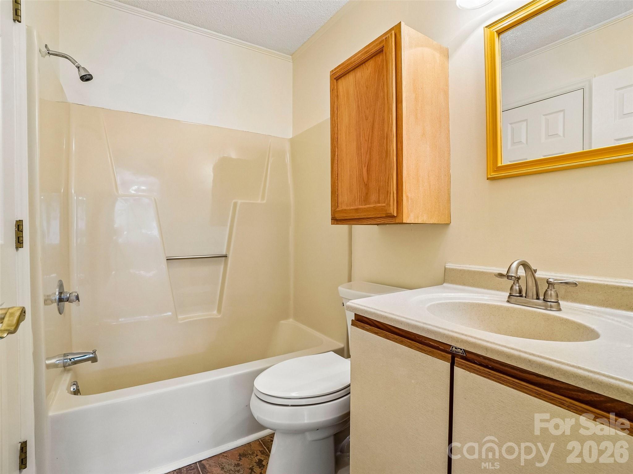 1106 Abbey Circle — Asheville