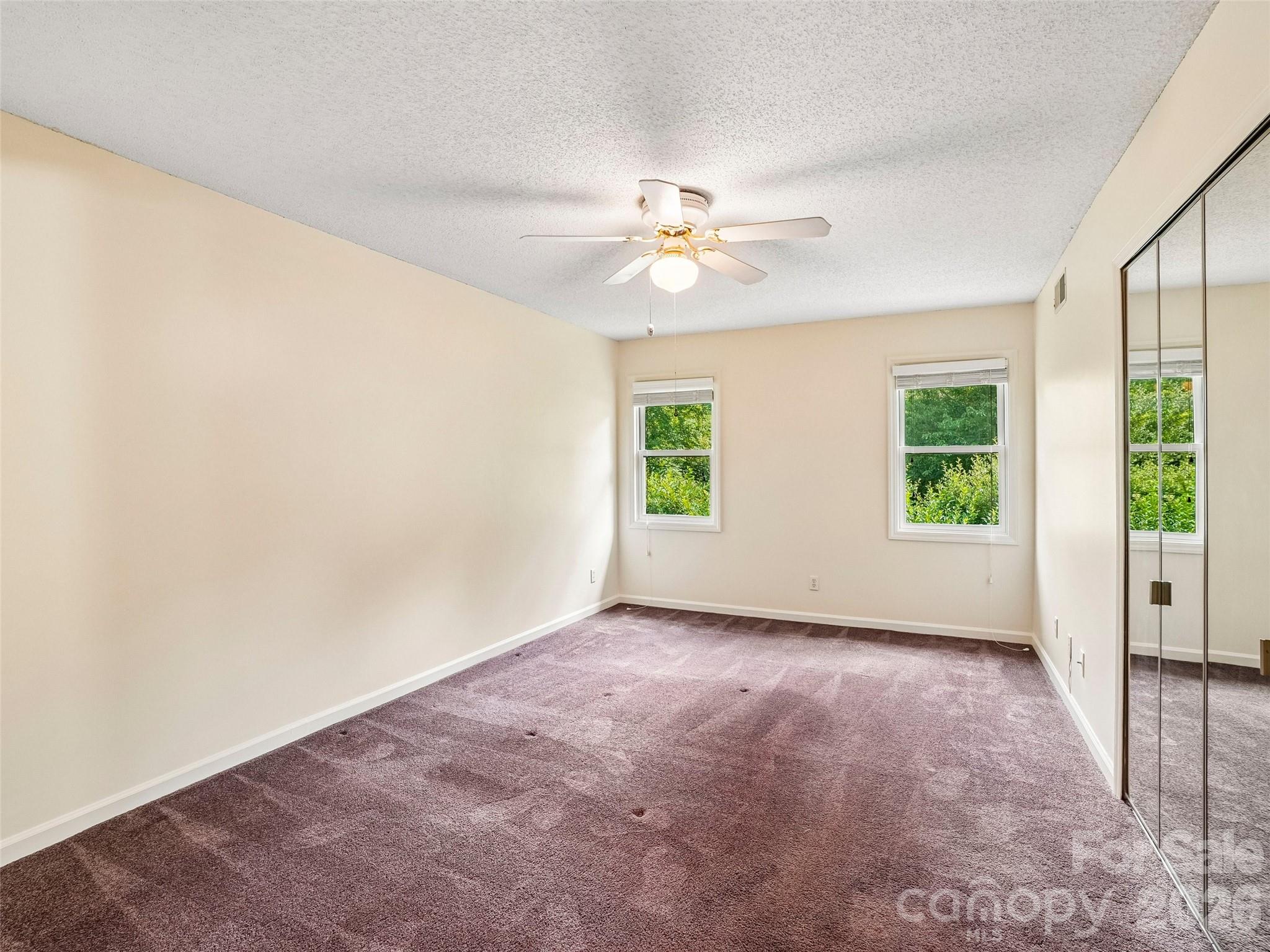 1106 Abbey Circle — Asheville