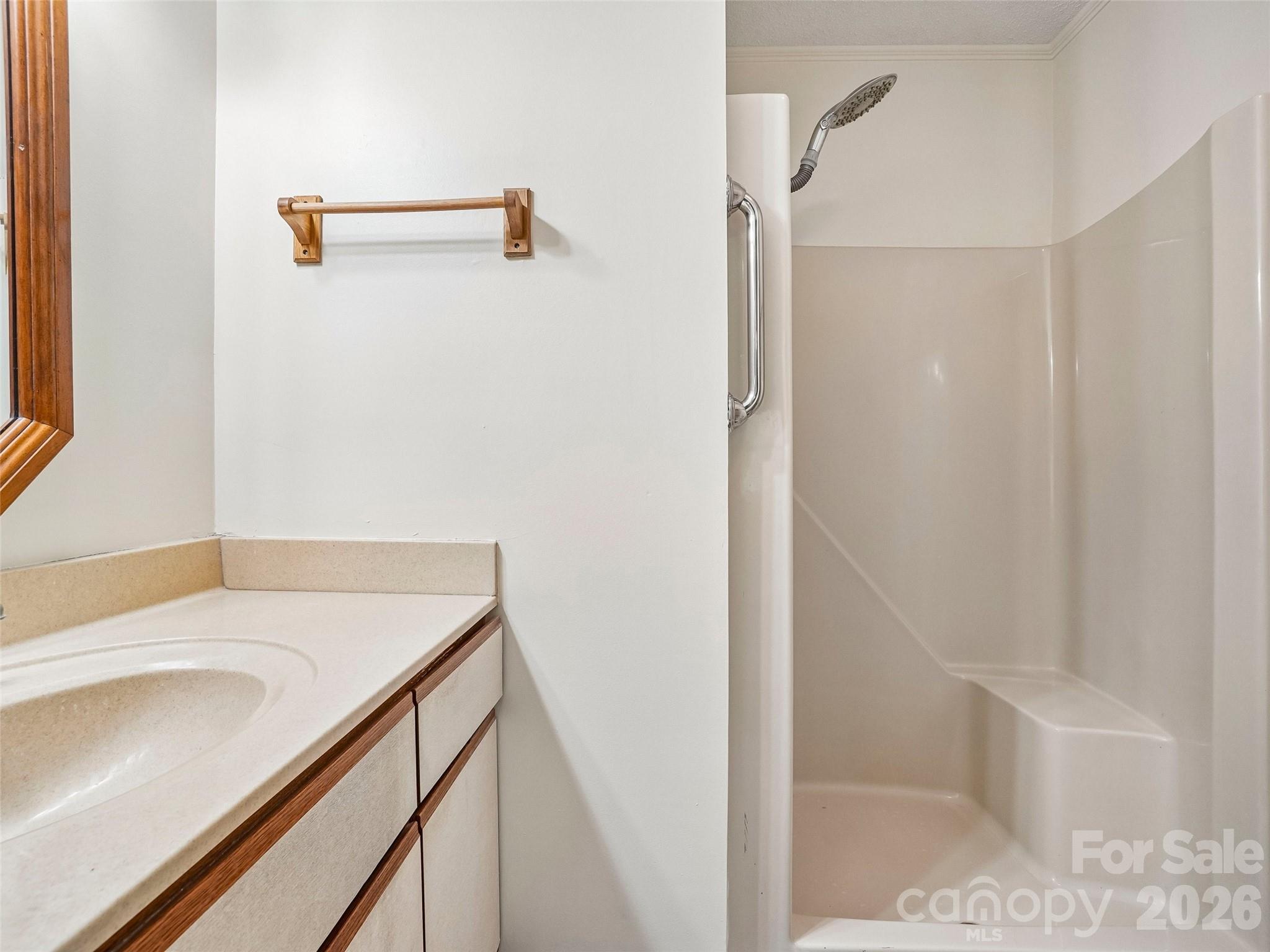 1106 Abbey Circle — Asheville