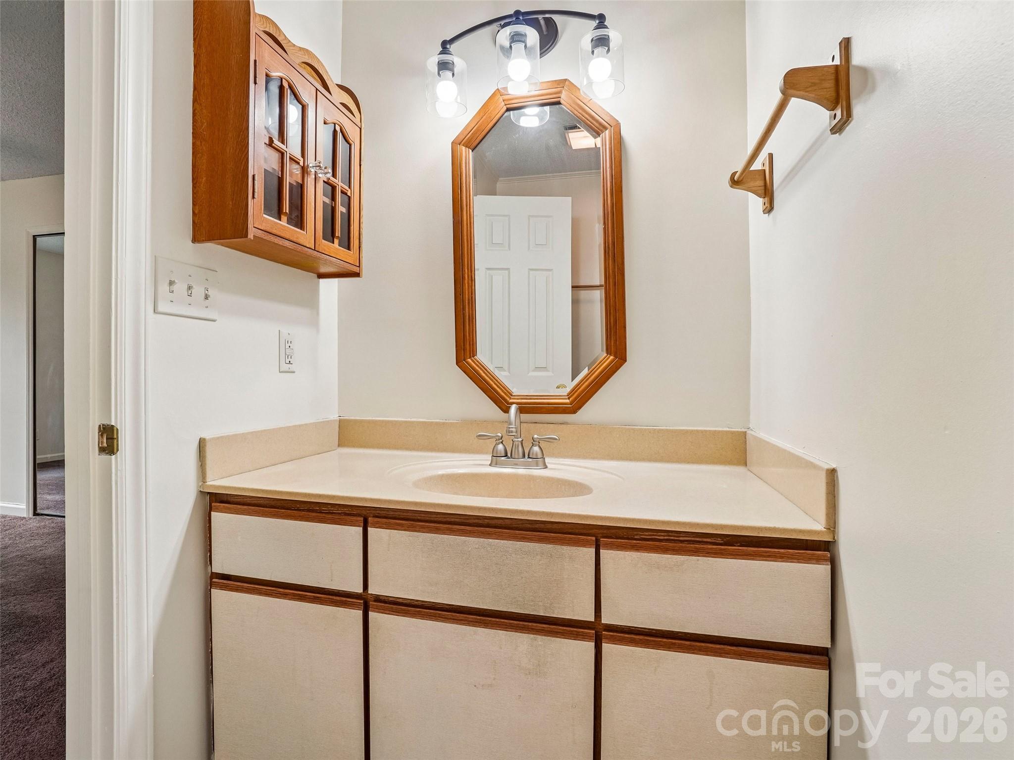 1106 Abbey Circle — Asheville