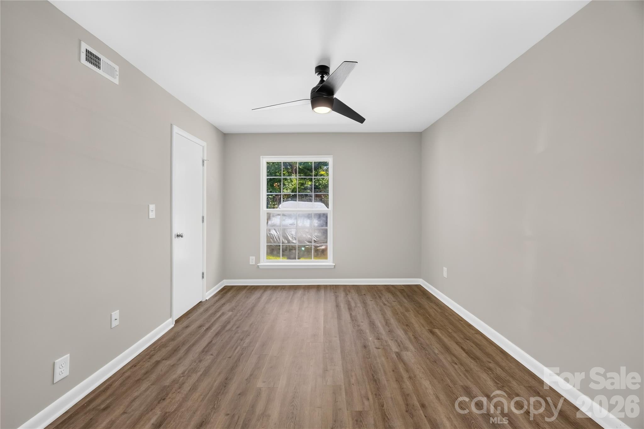 4605 Coronado Drive #N — Charlotte
