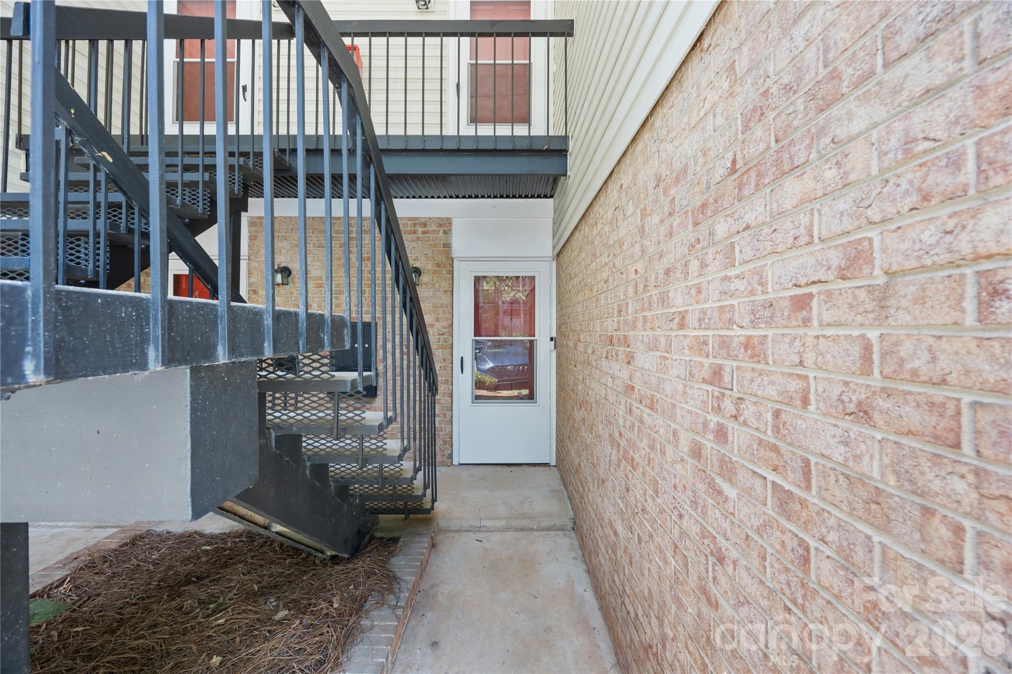 4605 Coronado Drive #N — Charlotte