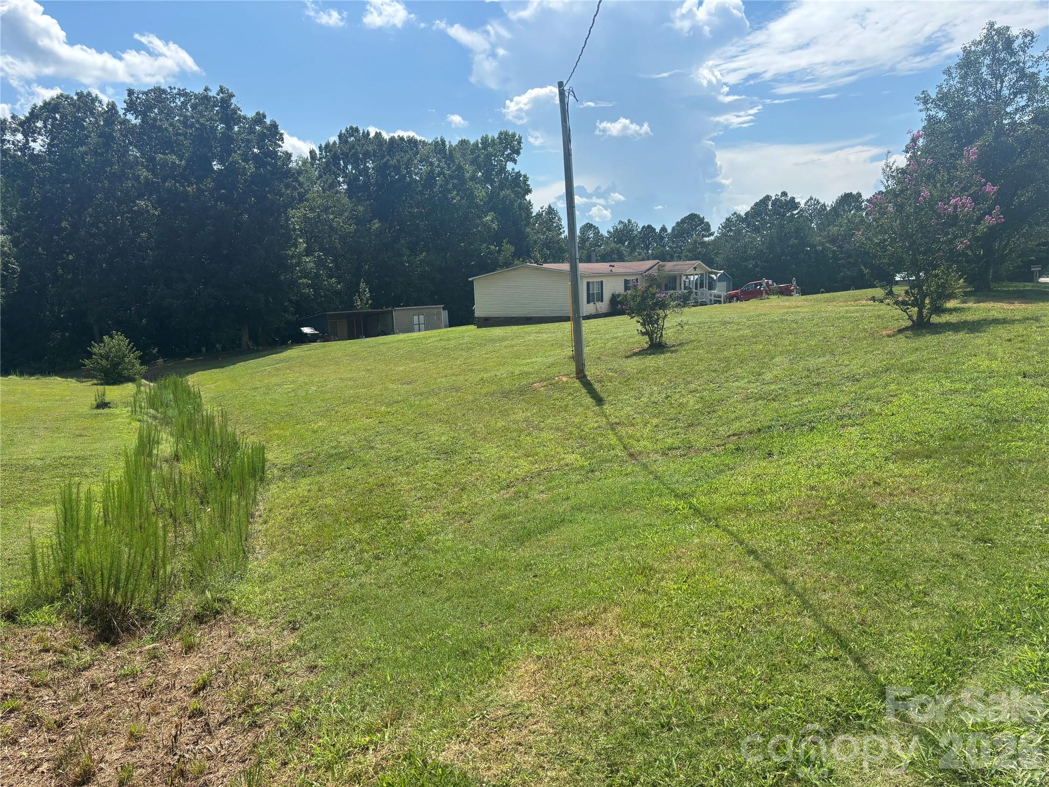 3557 Gladden Drive — Lincolnton