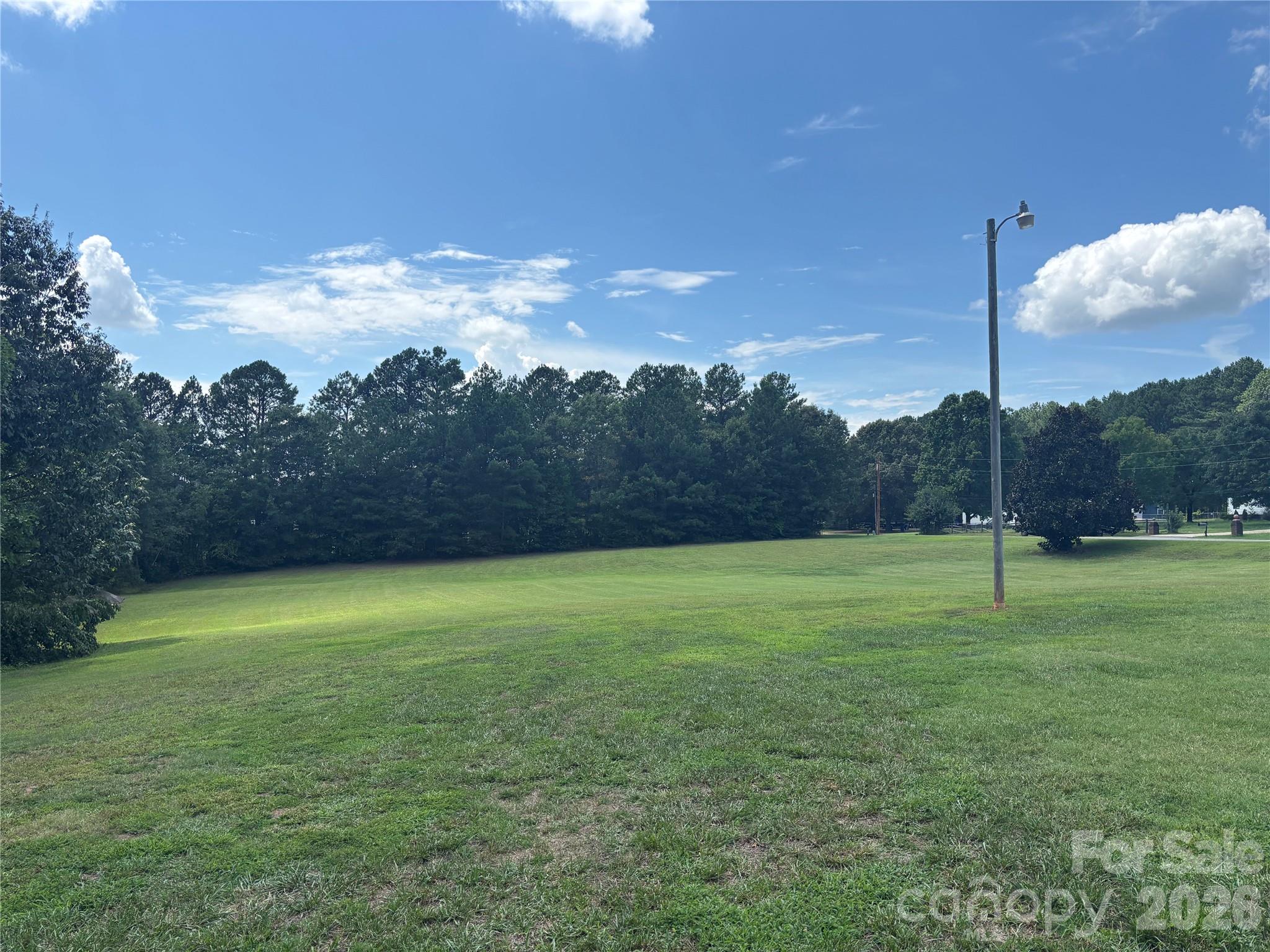 3557 Gladden Drive — Lincolnton