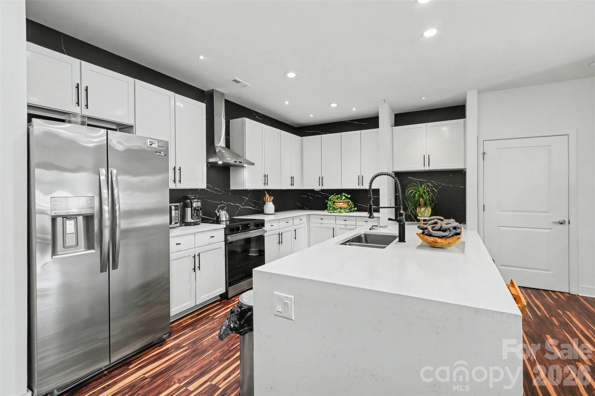 630 Calvert Street #Unit 1101 — Charlotte