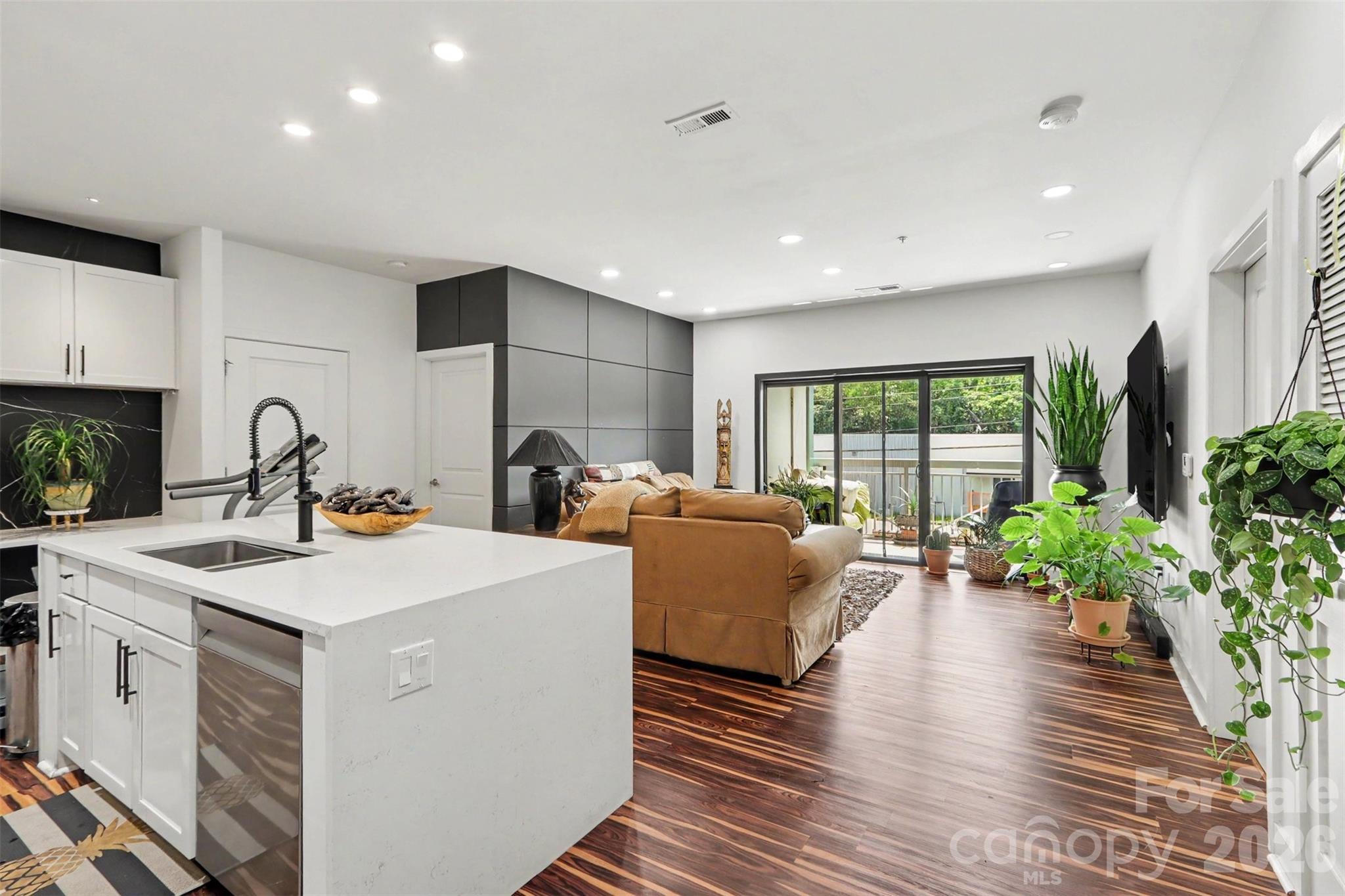 630 Calvert Street #Unit 1101 — Charlotte