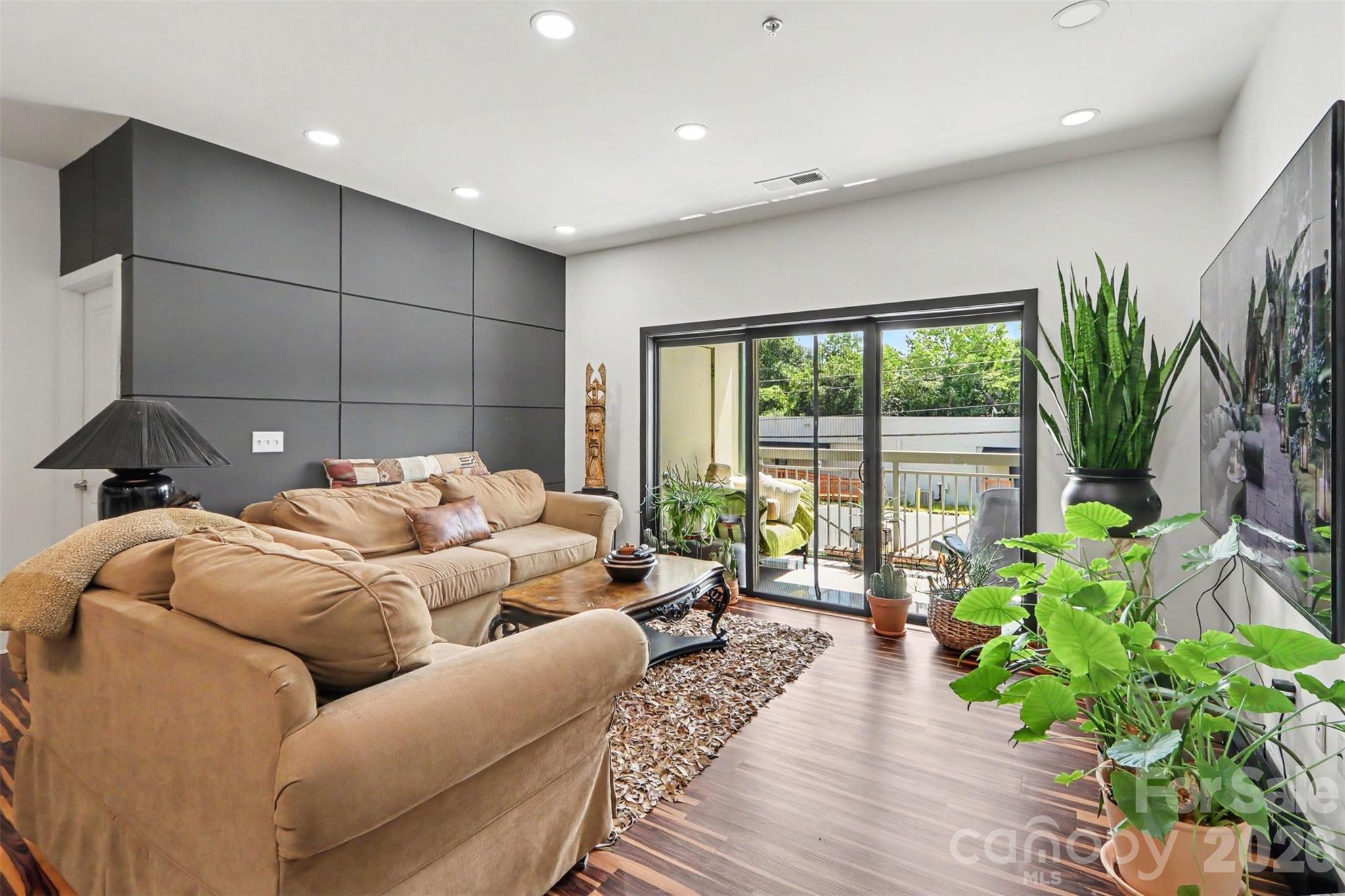 630 Calvert Street #Unit 1101 — Charlotte