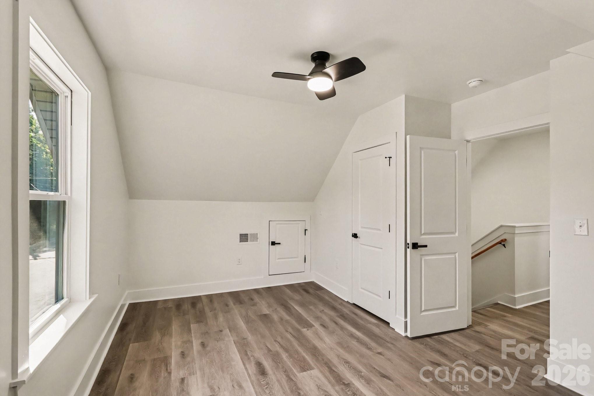 93 st mary Avenue NW — Concord