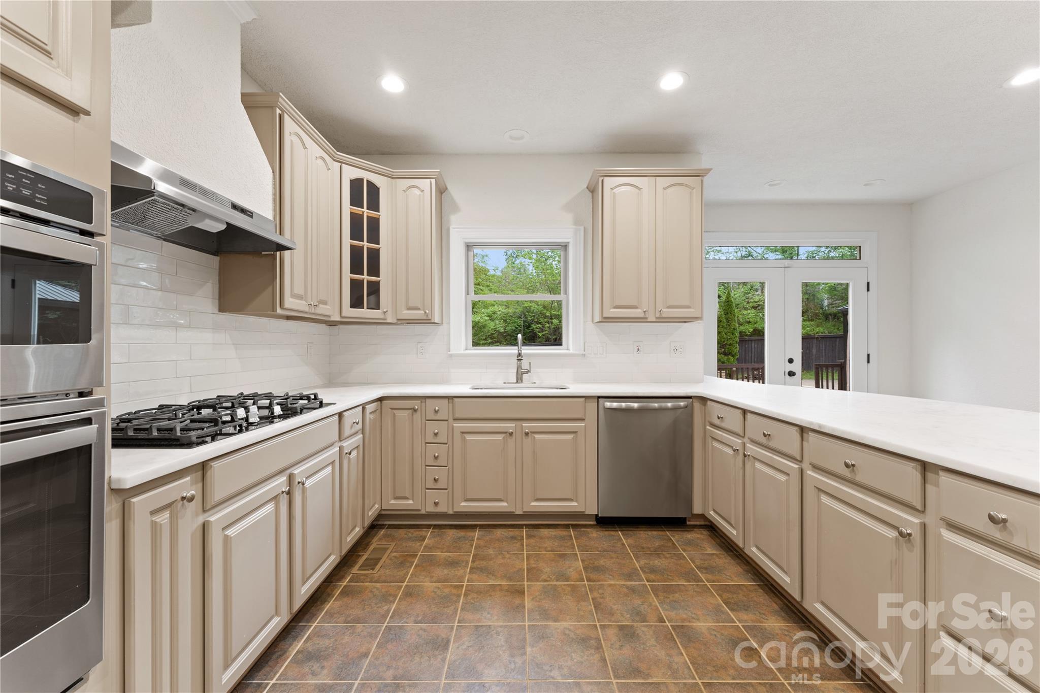 7307 Roseland Avenue — Charlotte