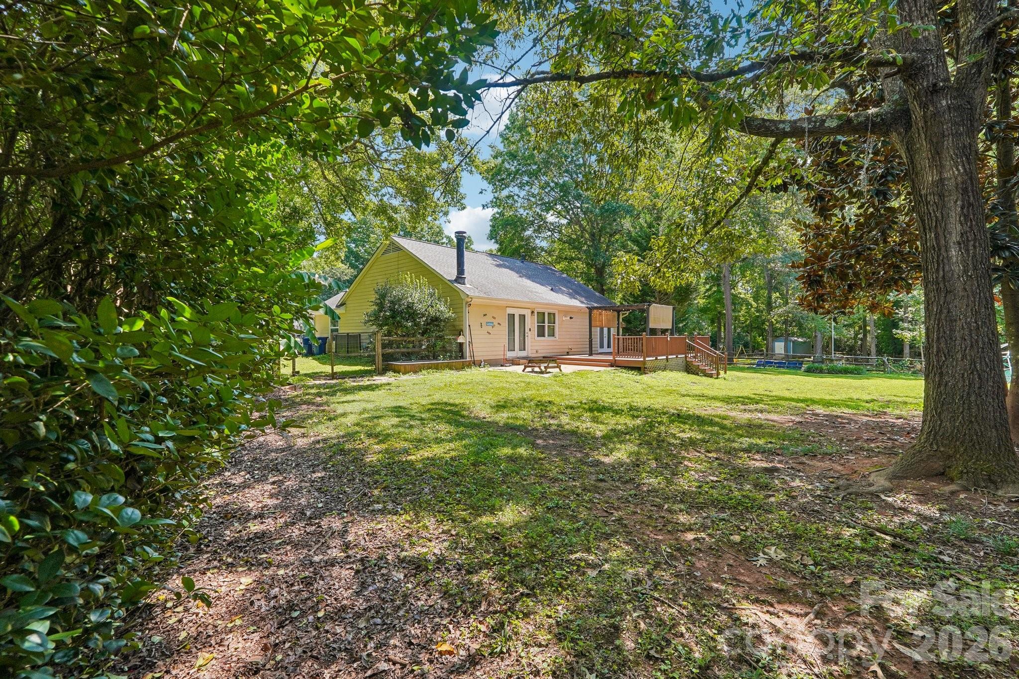 13942 Dannemara Drive — Pineville