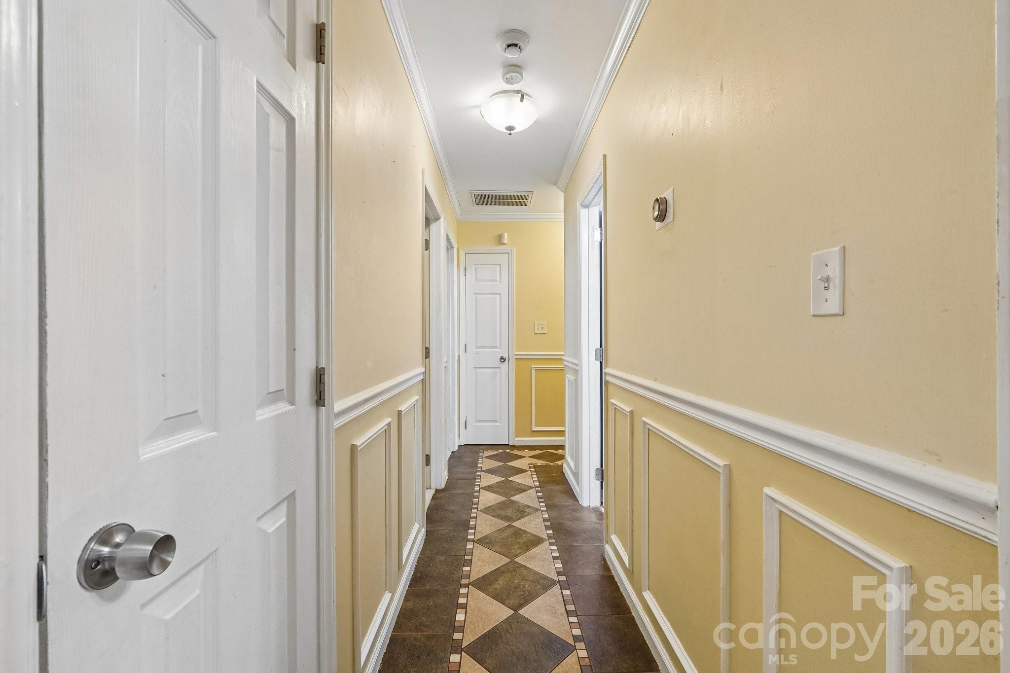 13942 Dannemara Drive — Pineville