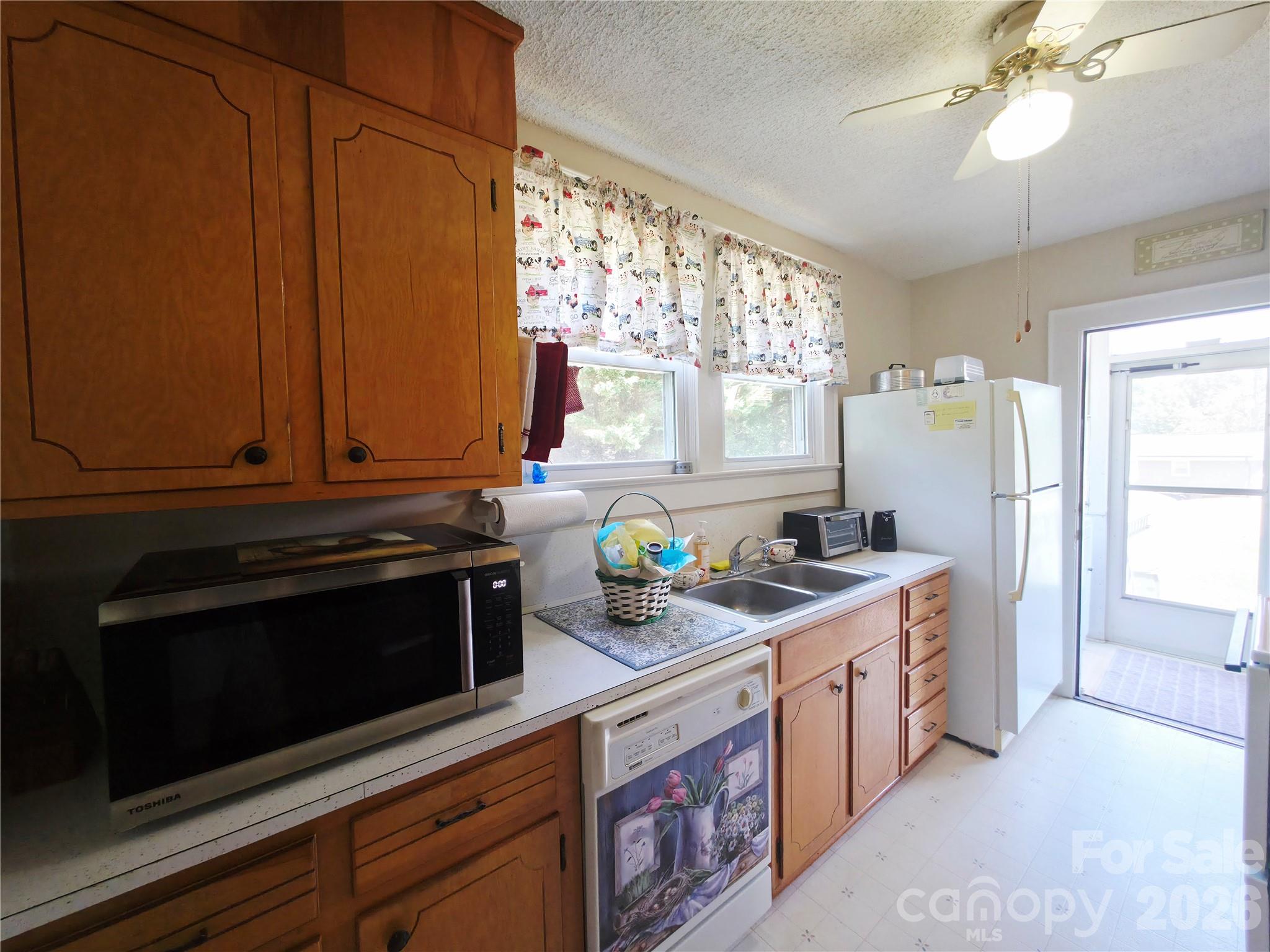 1106 N Main Street — Mount Holly