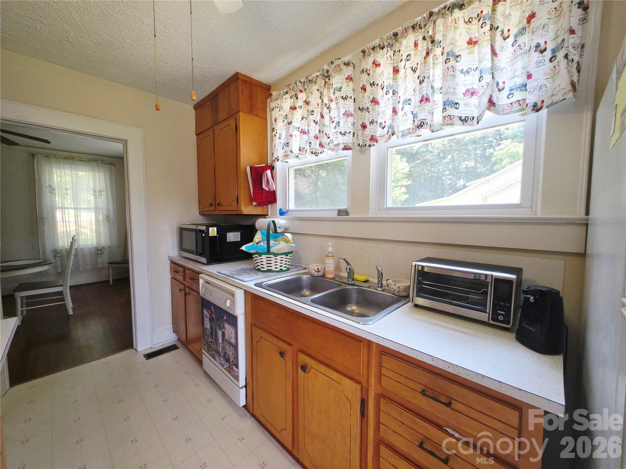 1106 N Main Street — Mount Holly
