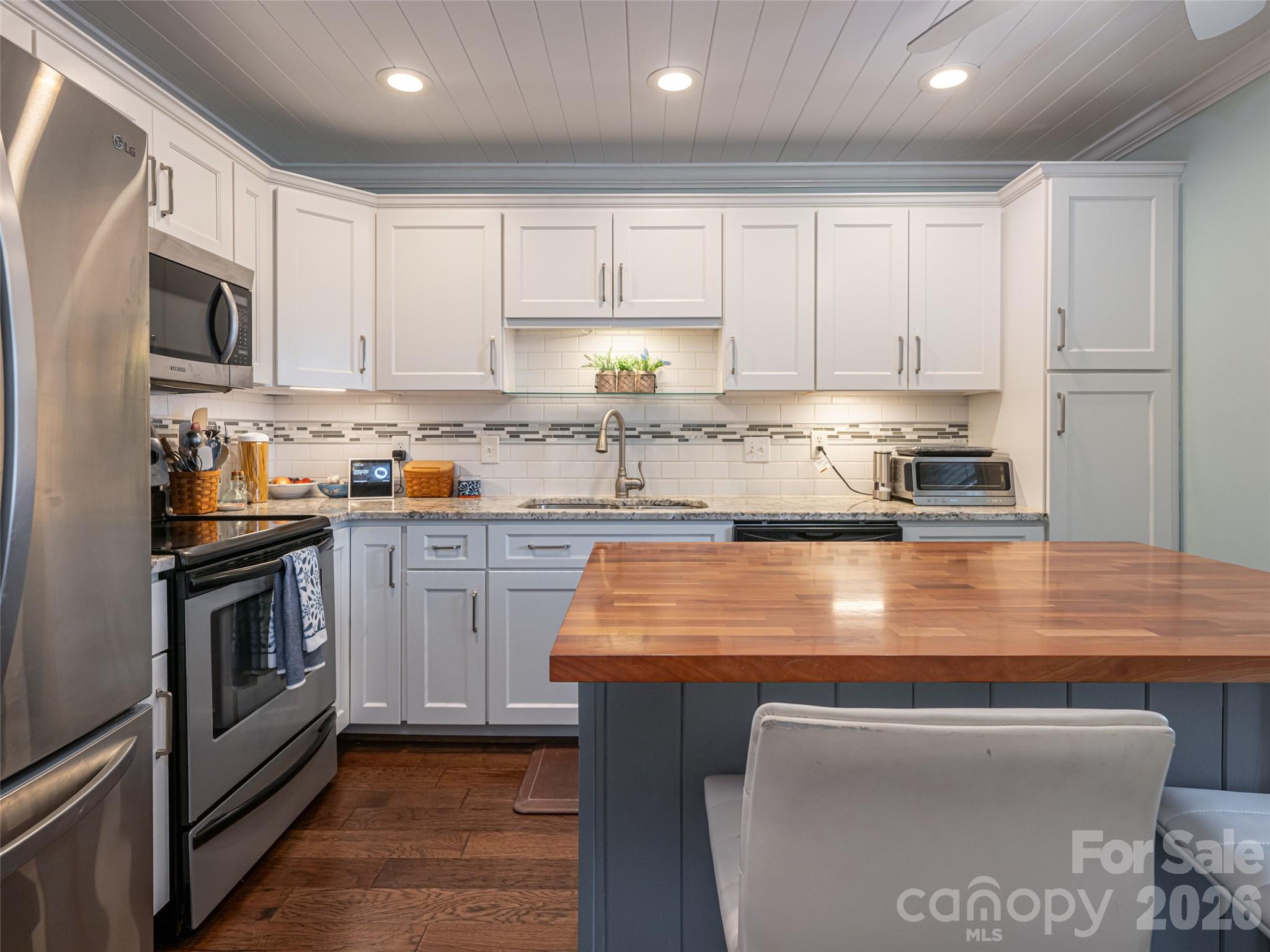 3804 Florham Place — Asheville
