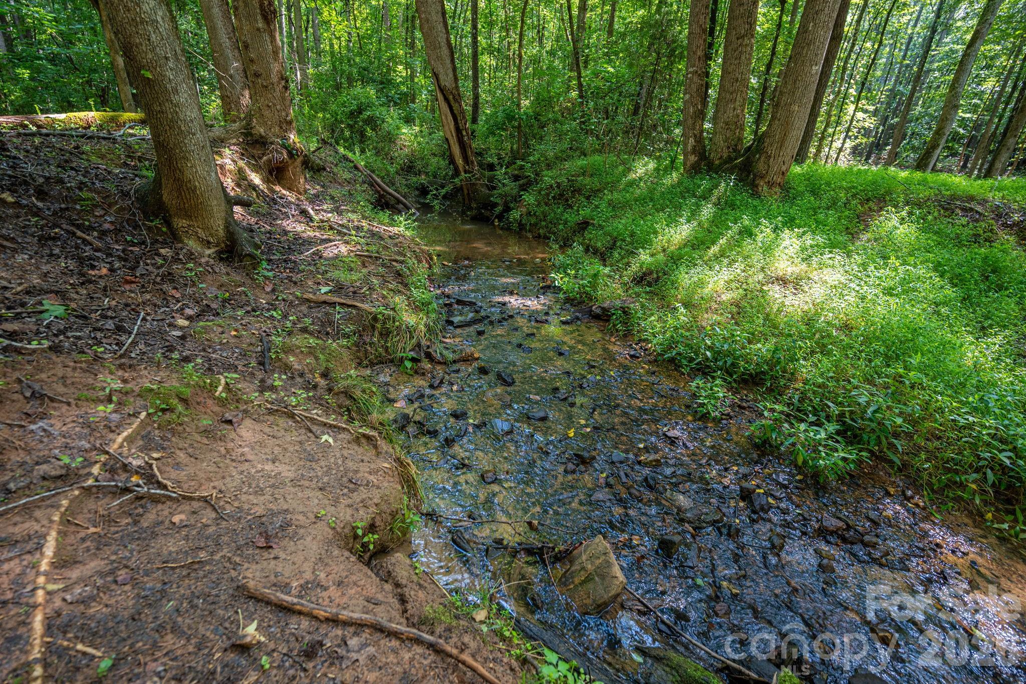511 Carter Trail — Lincolnton