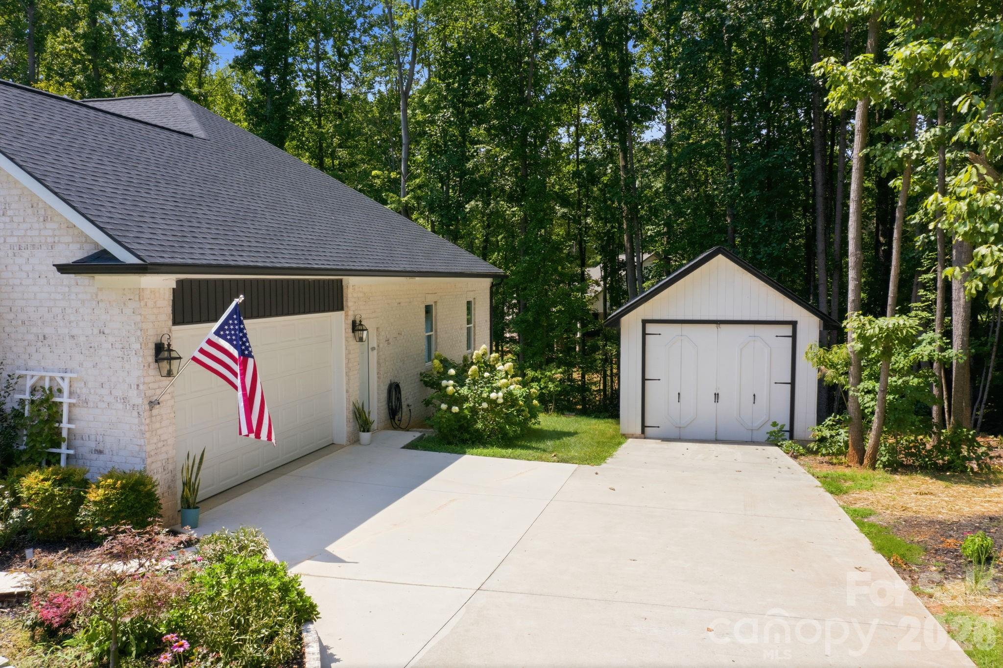 116 Harbor Ridge Drive — Statesville