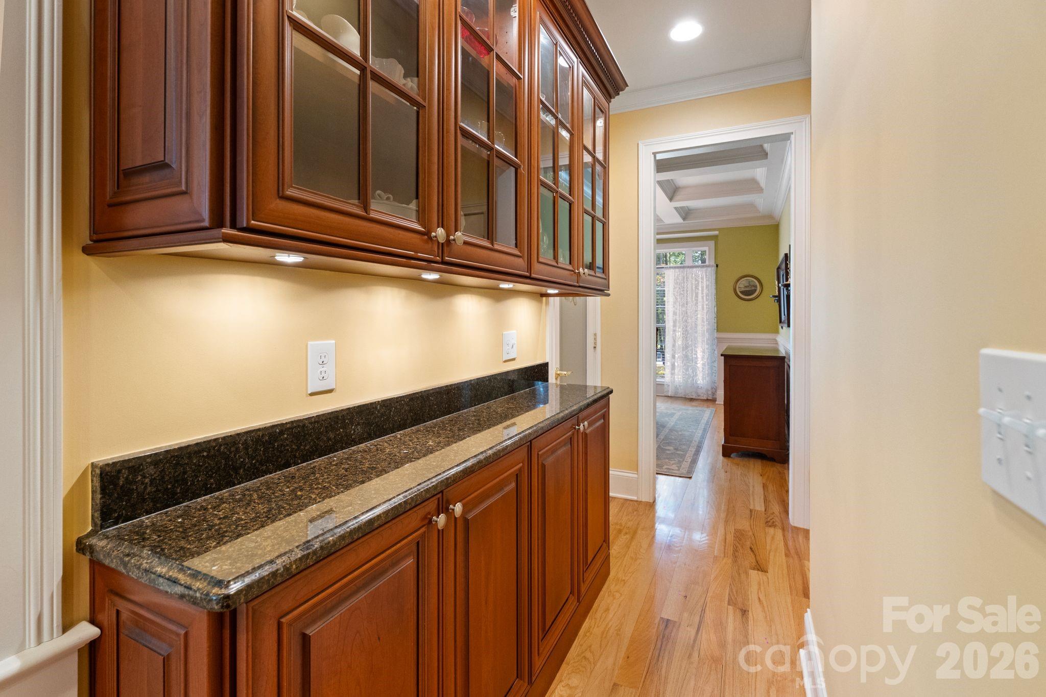 7282 James Court — Denver