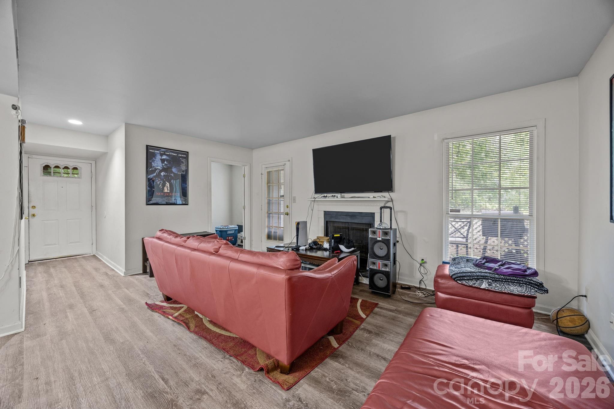 6005 Pinebark Court — Charlotte