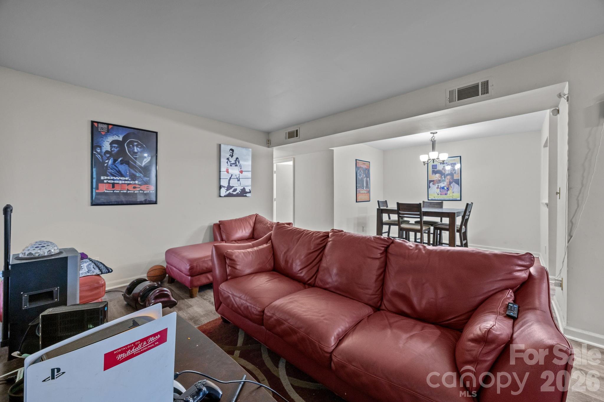 6005 Pinebark Court — Charlotte