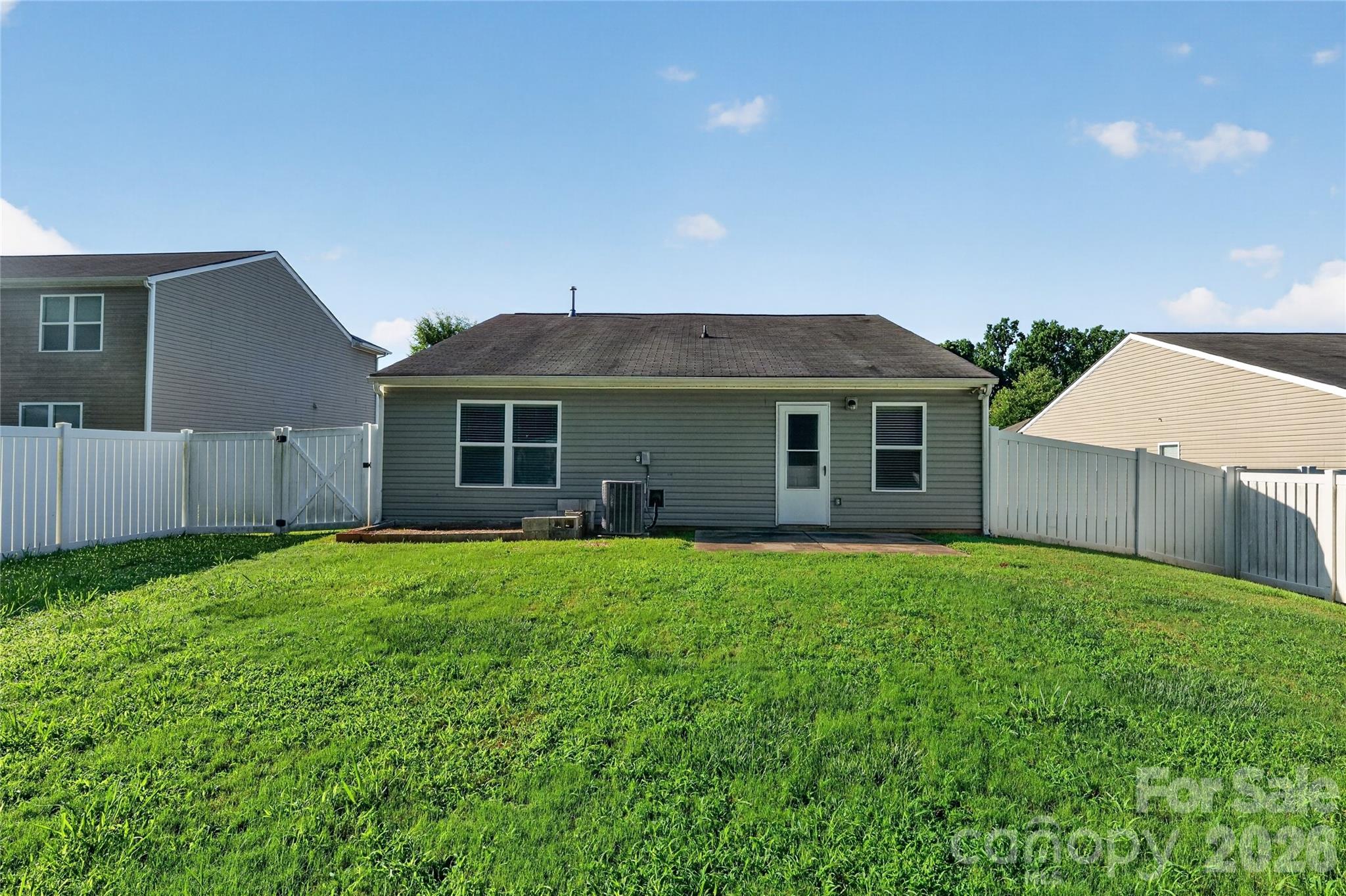 1716 White Willow Avenue — Gastonia