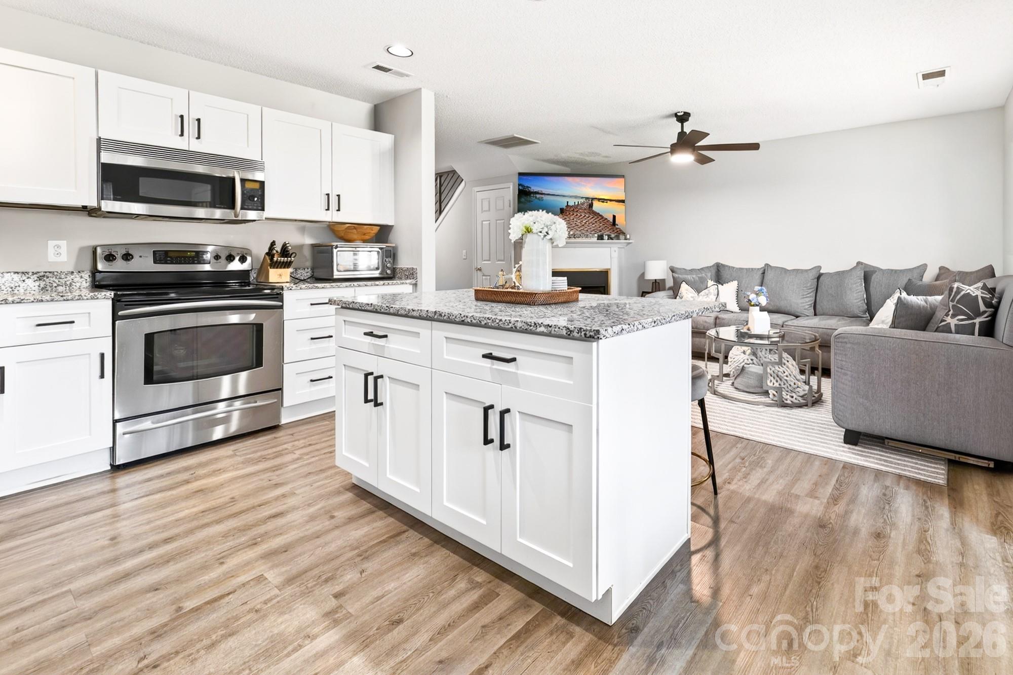 9712 Elizabeth Townes Lane — Charlotte