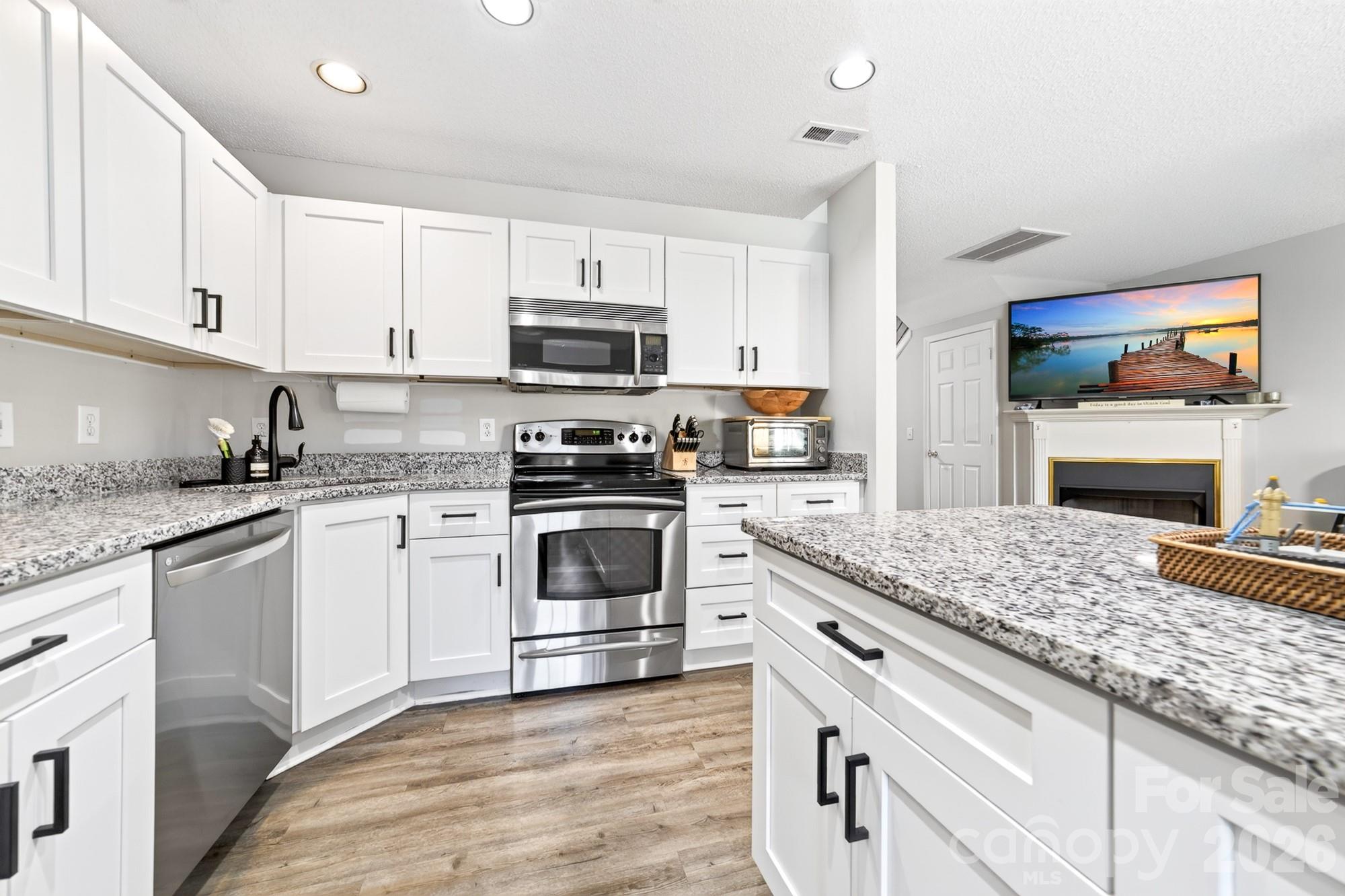 9712 Elizabeth Townes Lane — Charlotte
