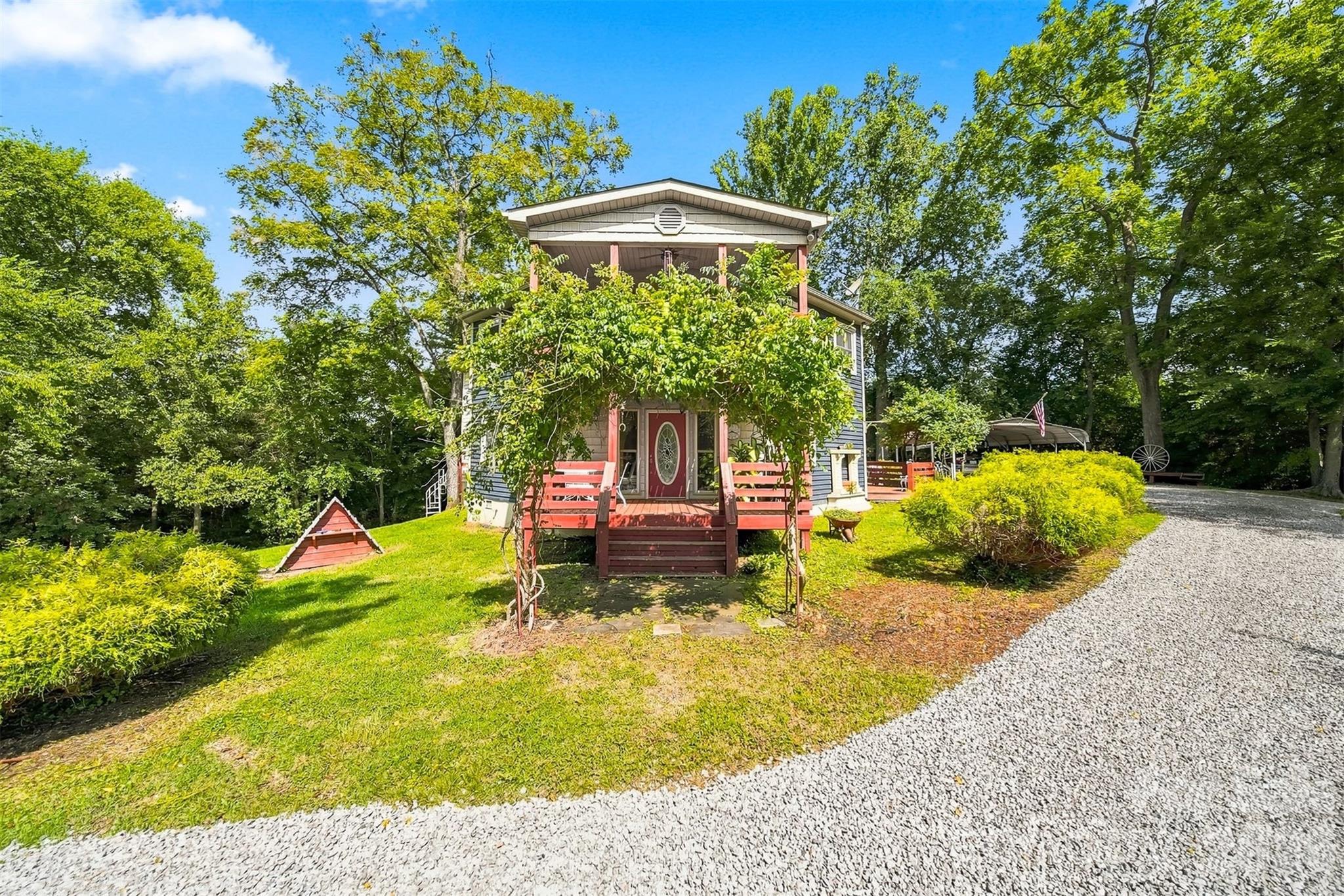 480 Bailey Farm Road — Statesville