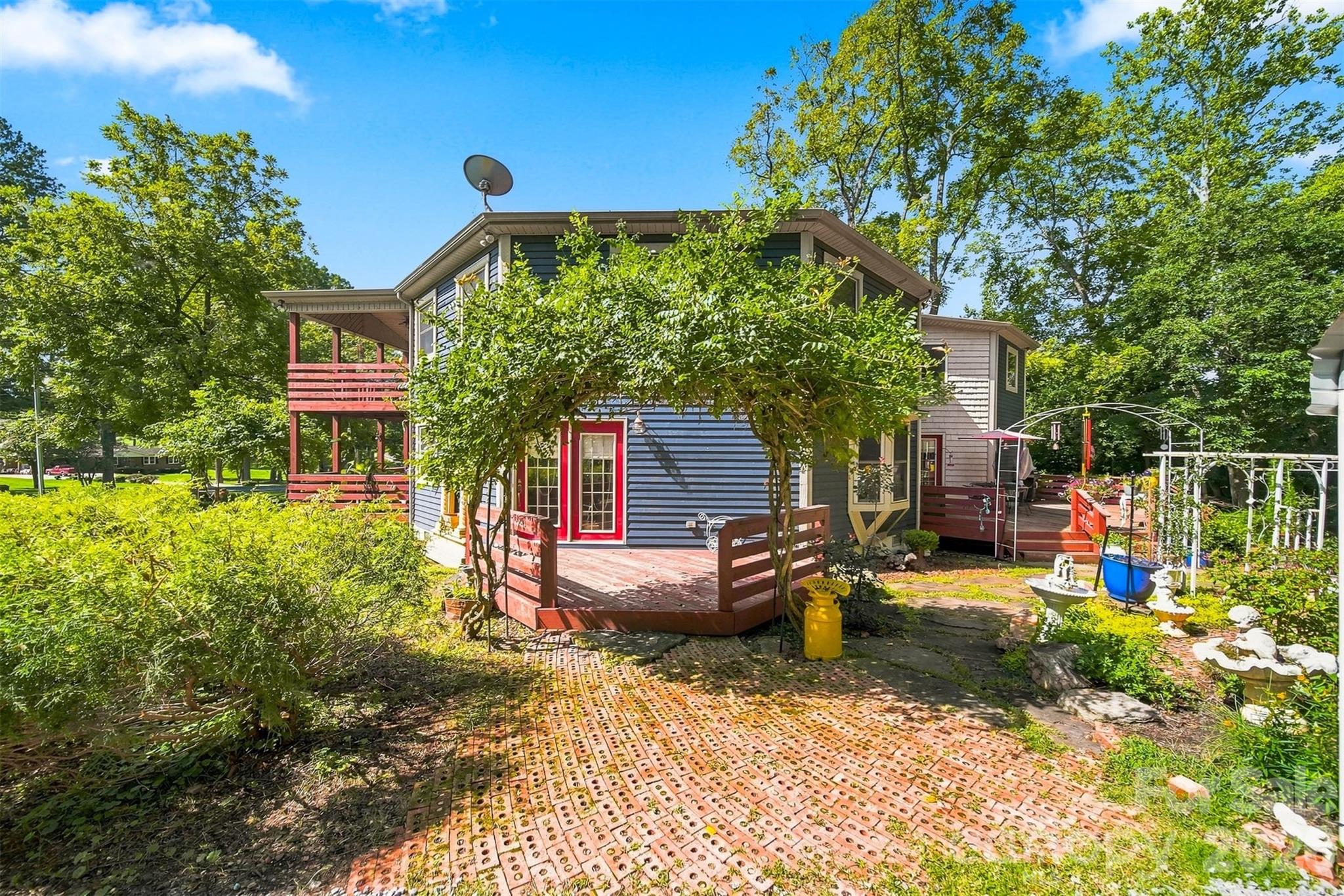 480 Bailey Farm Road — Statesville