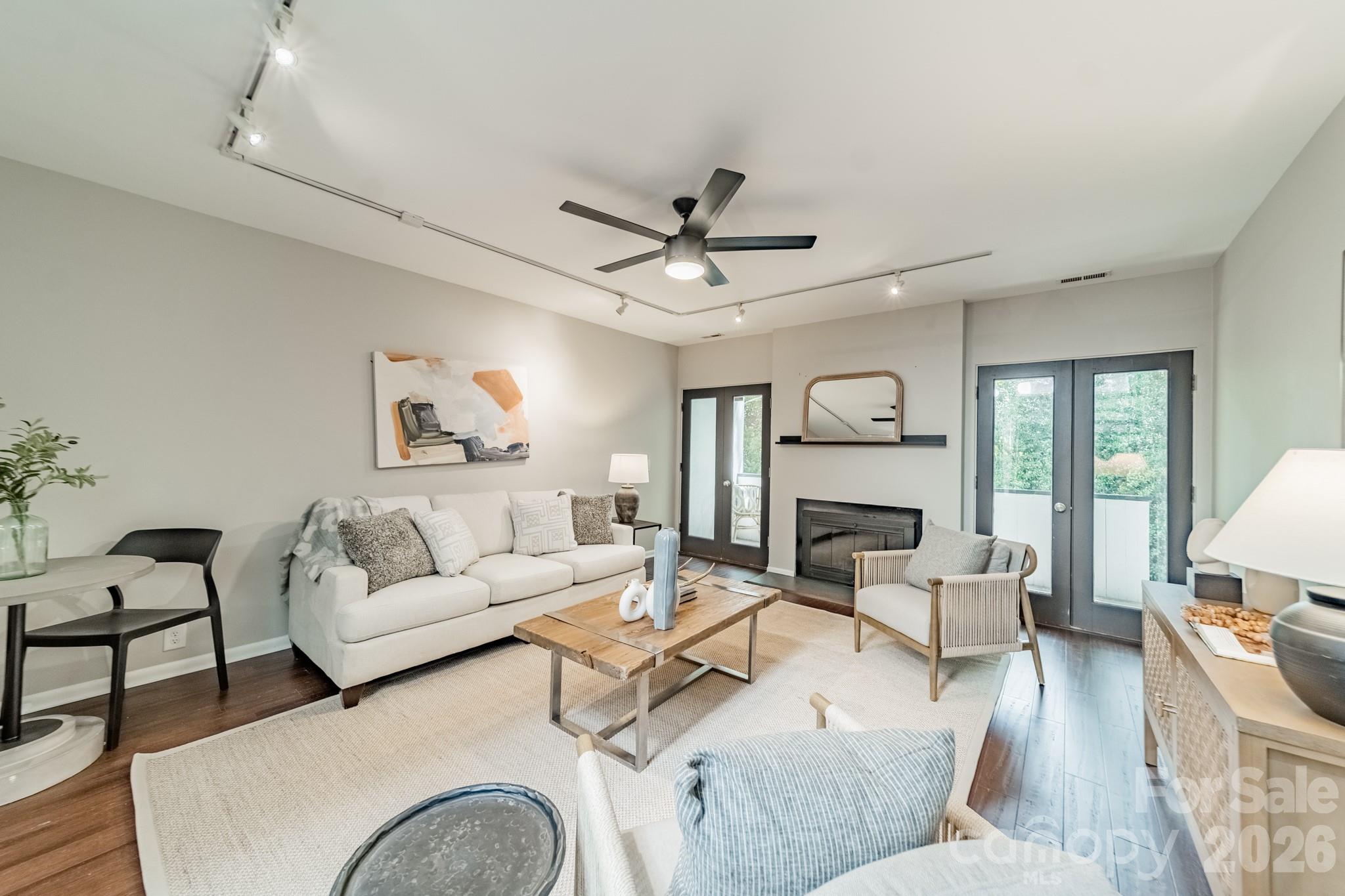 501 Fenton Place #N — Charlotte
