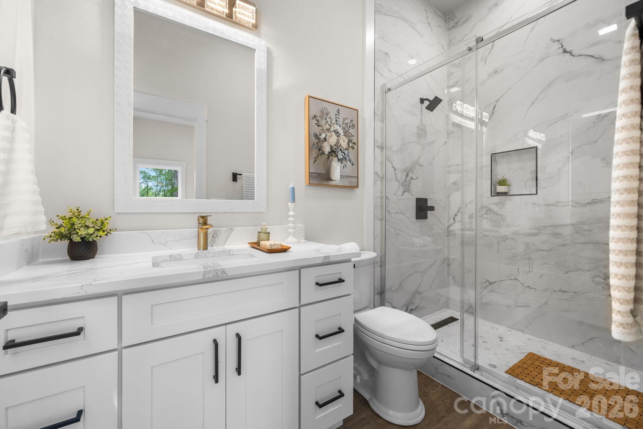 2237 Ashwood Street — Maiden