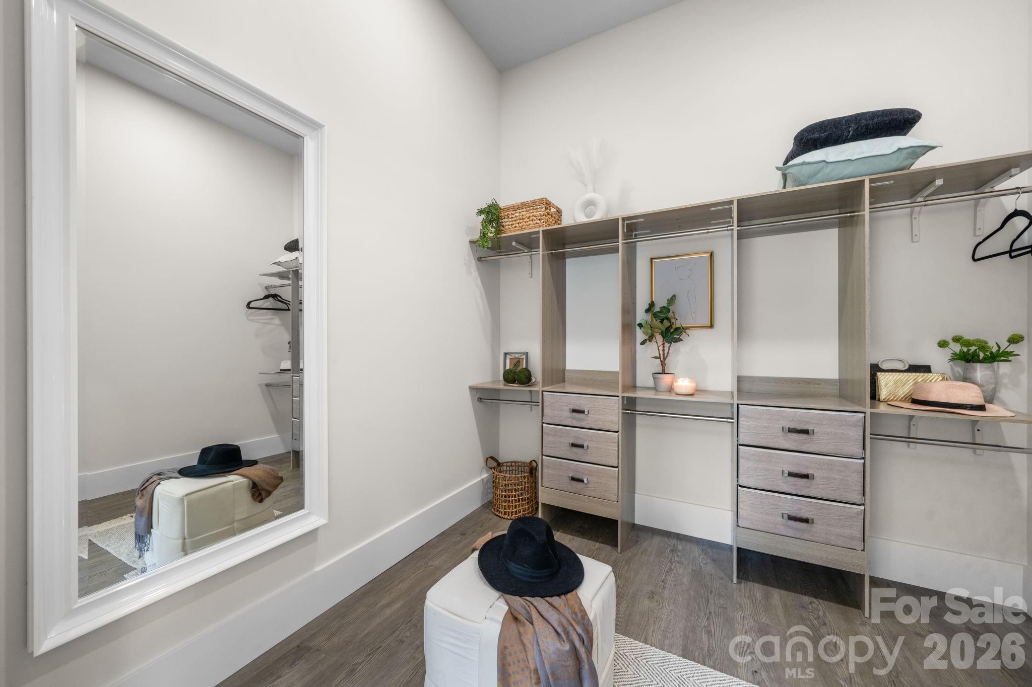 2237 Ashwood Street — Maiden