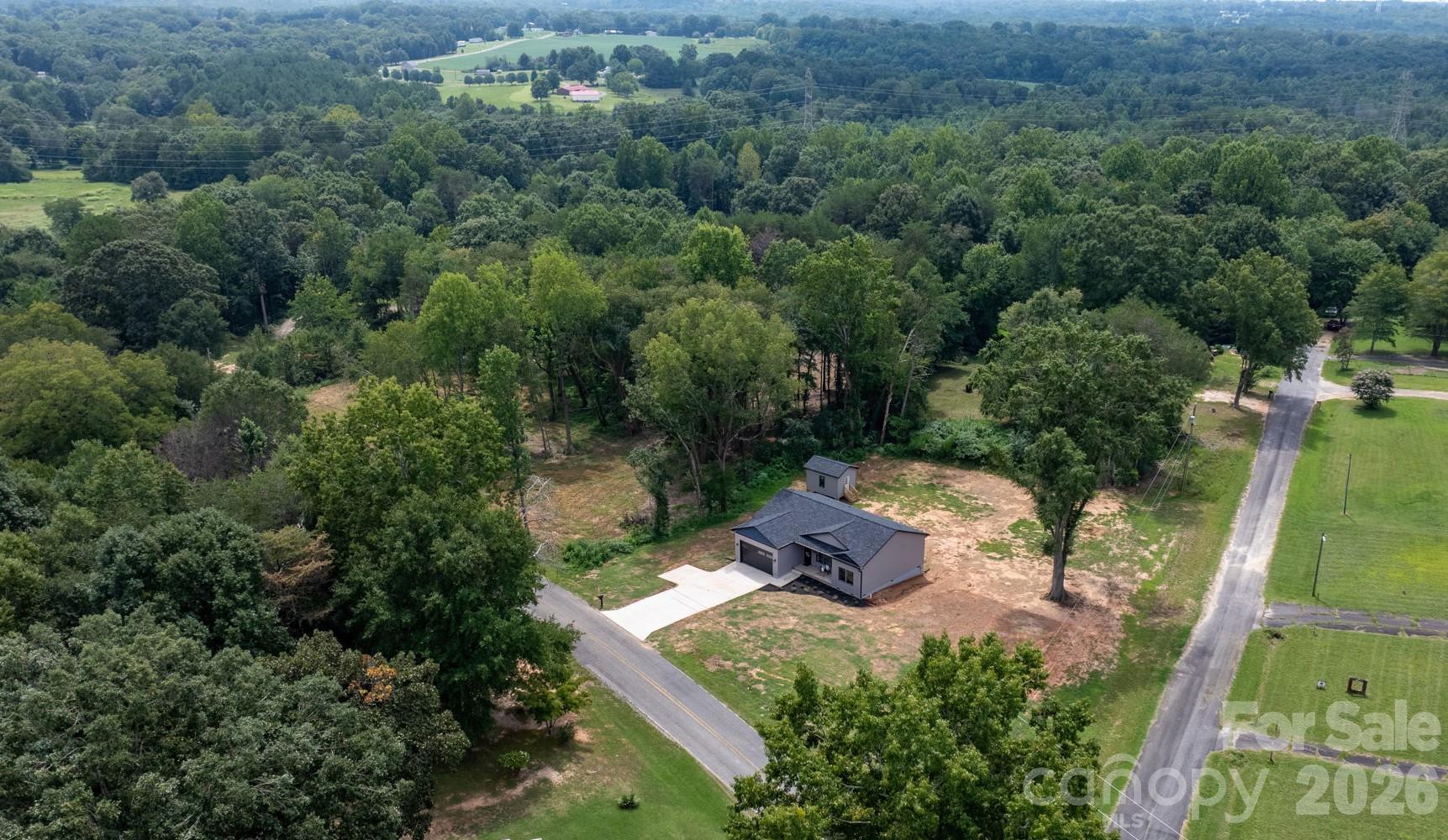 2237 Ashwood Street — Maiden