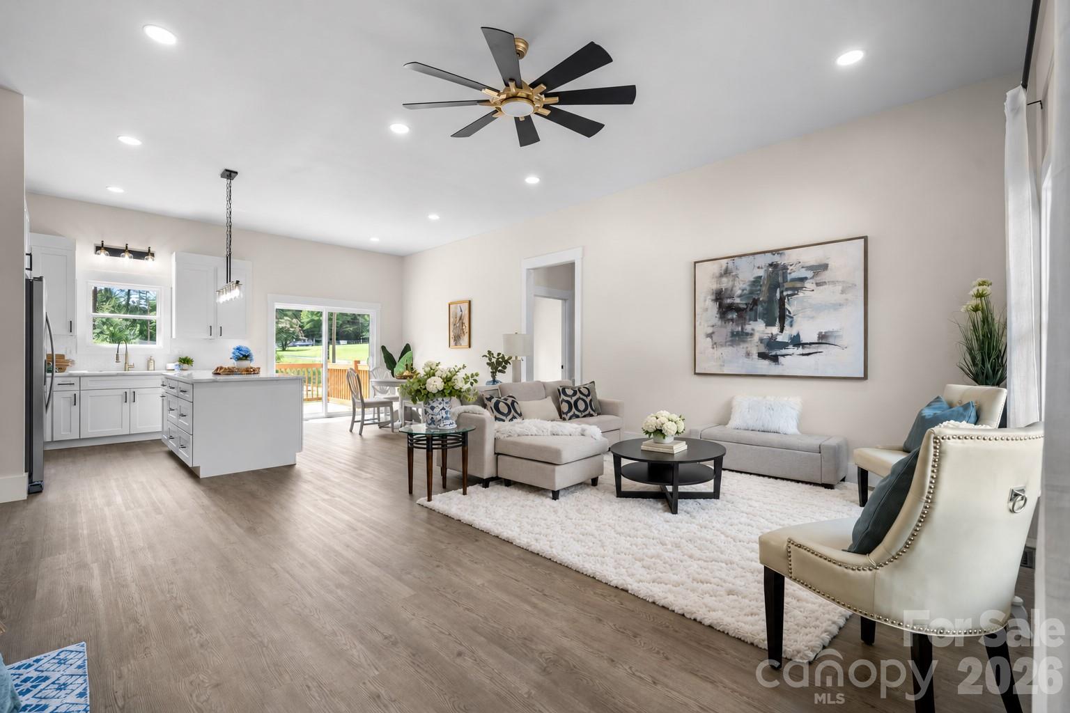 2237 Ashwood Street — Maiden