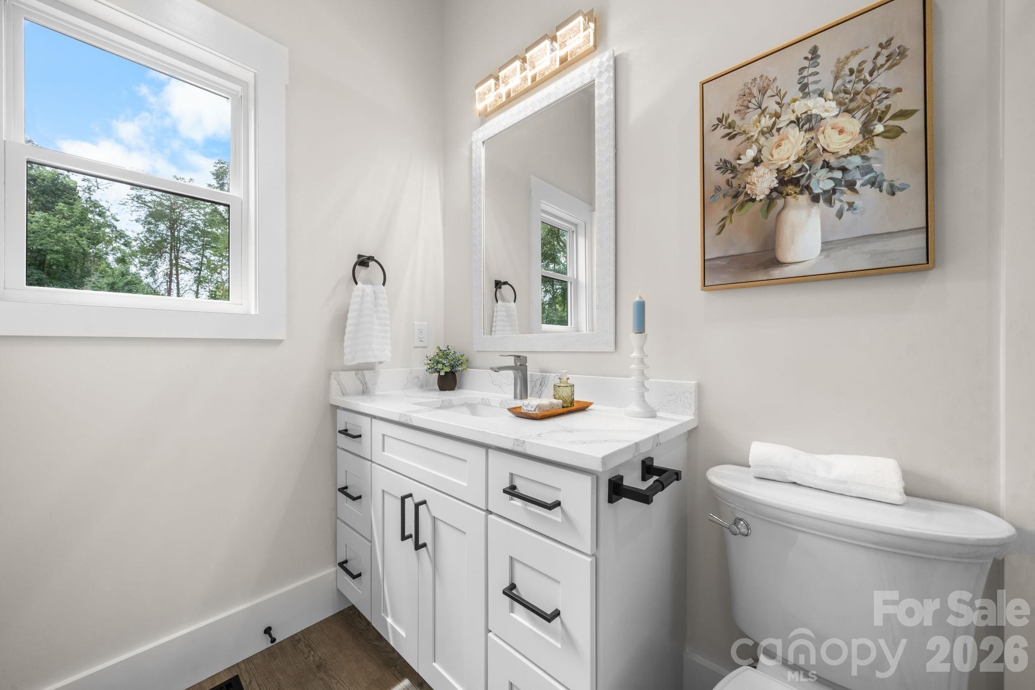 2237 Ashwood Street — Maiden