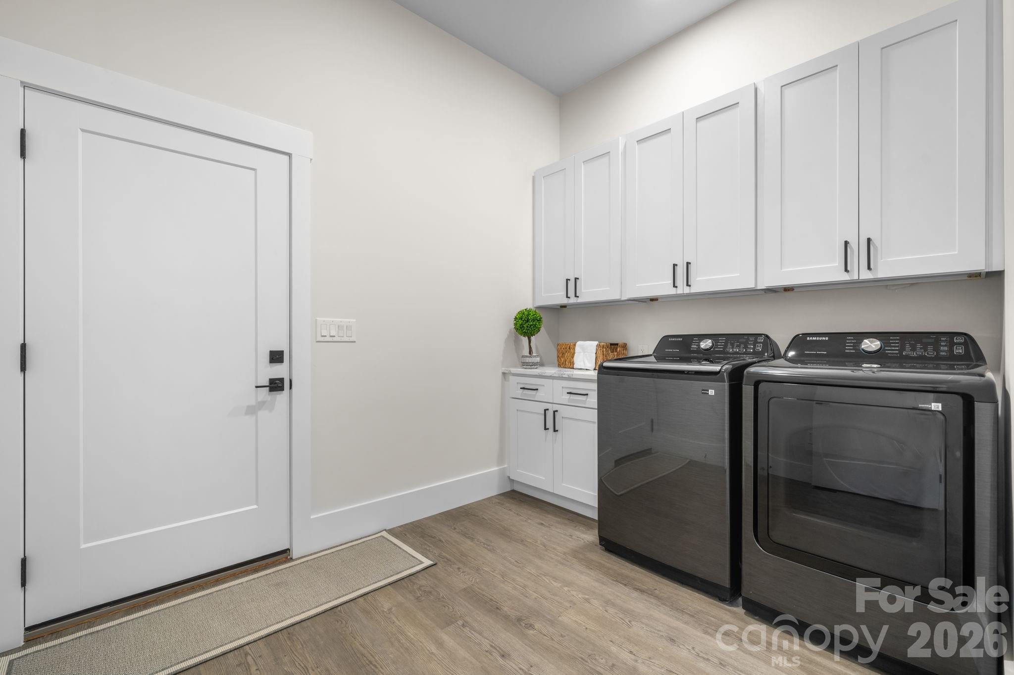 2237 Ashwood Street — Maiden