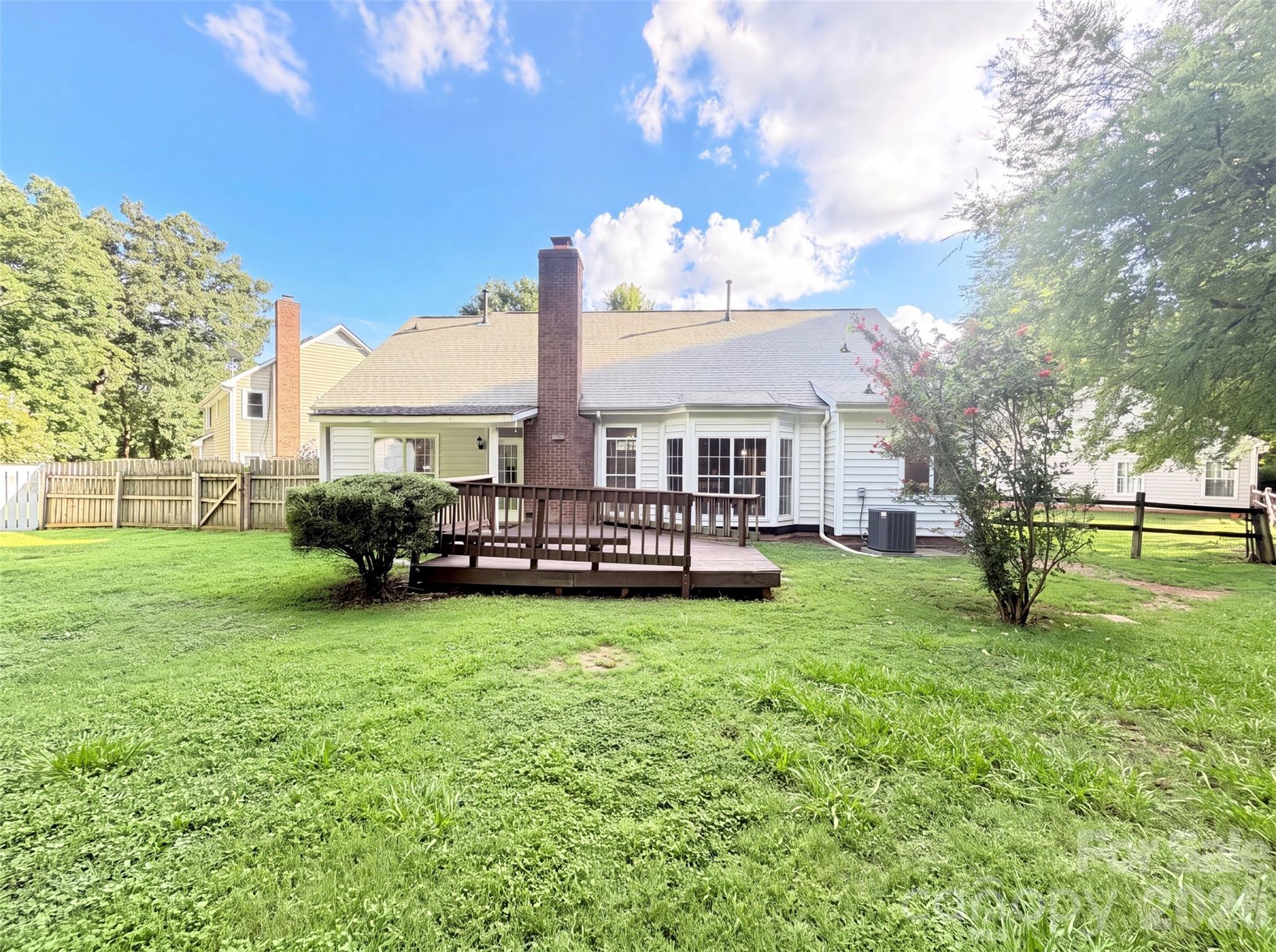 8536 Albury Walk Lane — Charlotte