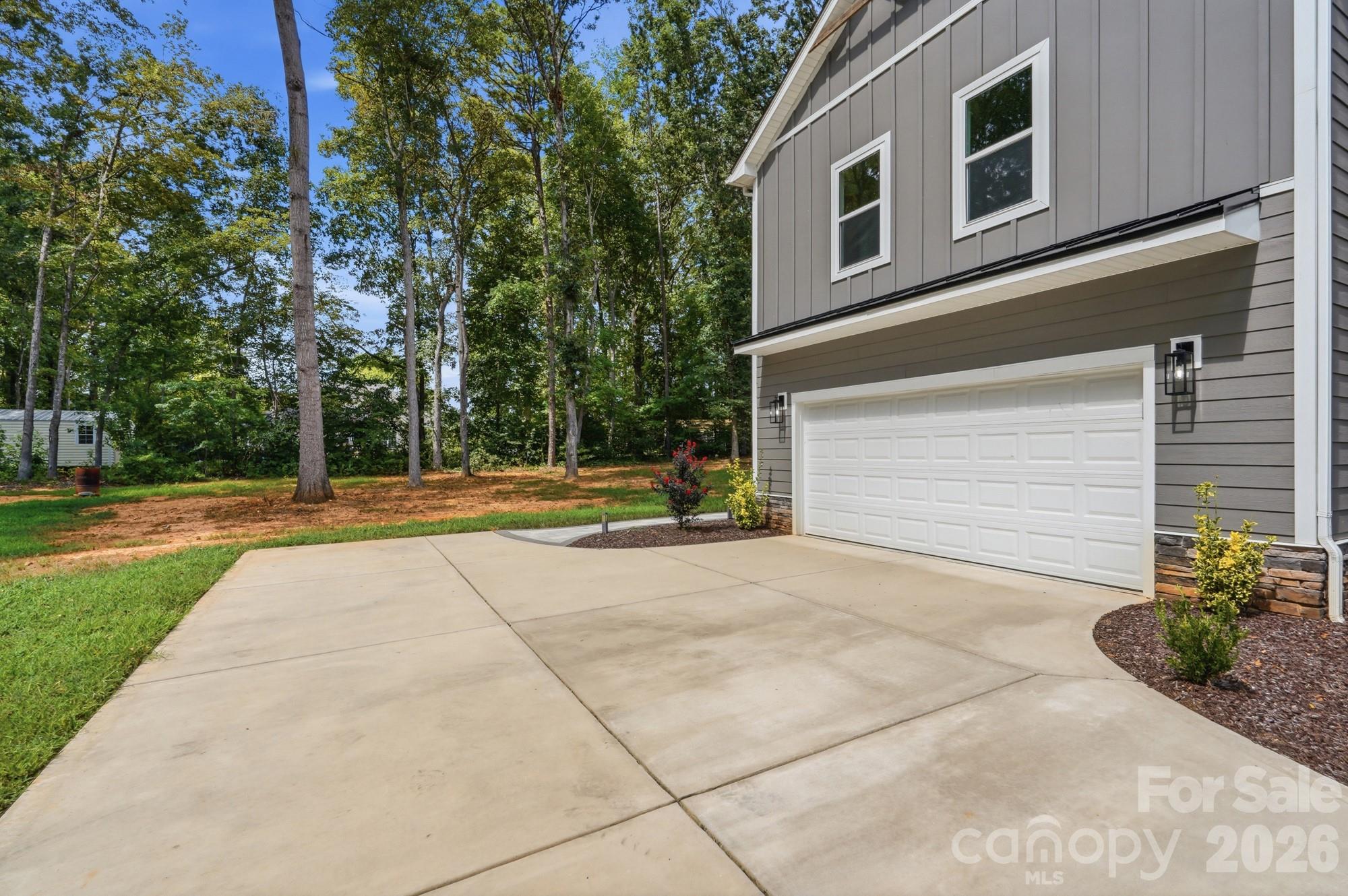 2704 Yellow Bell Way — Monroe