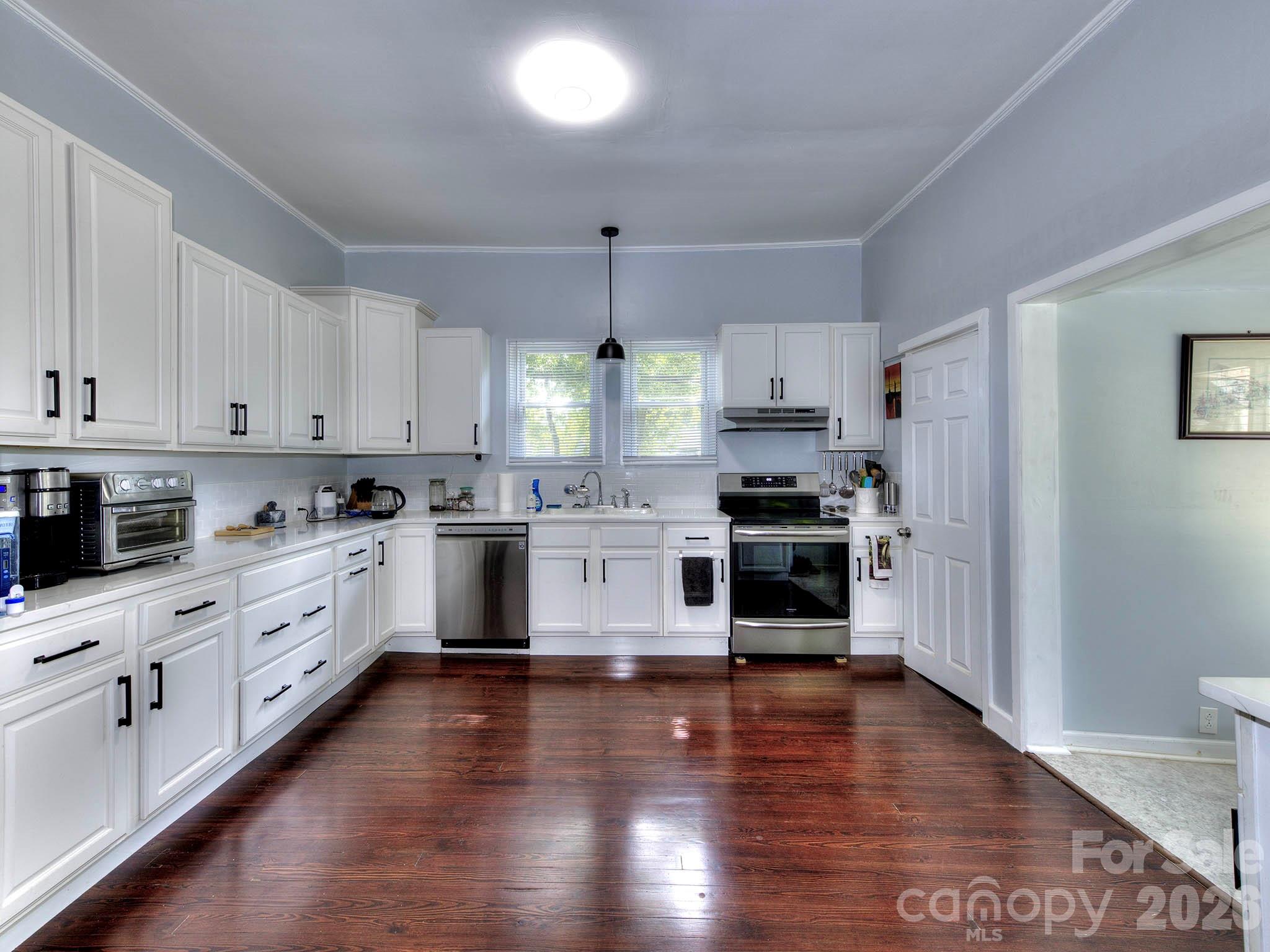 46 Mandalay Place SW — Concord